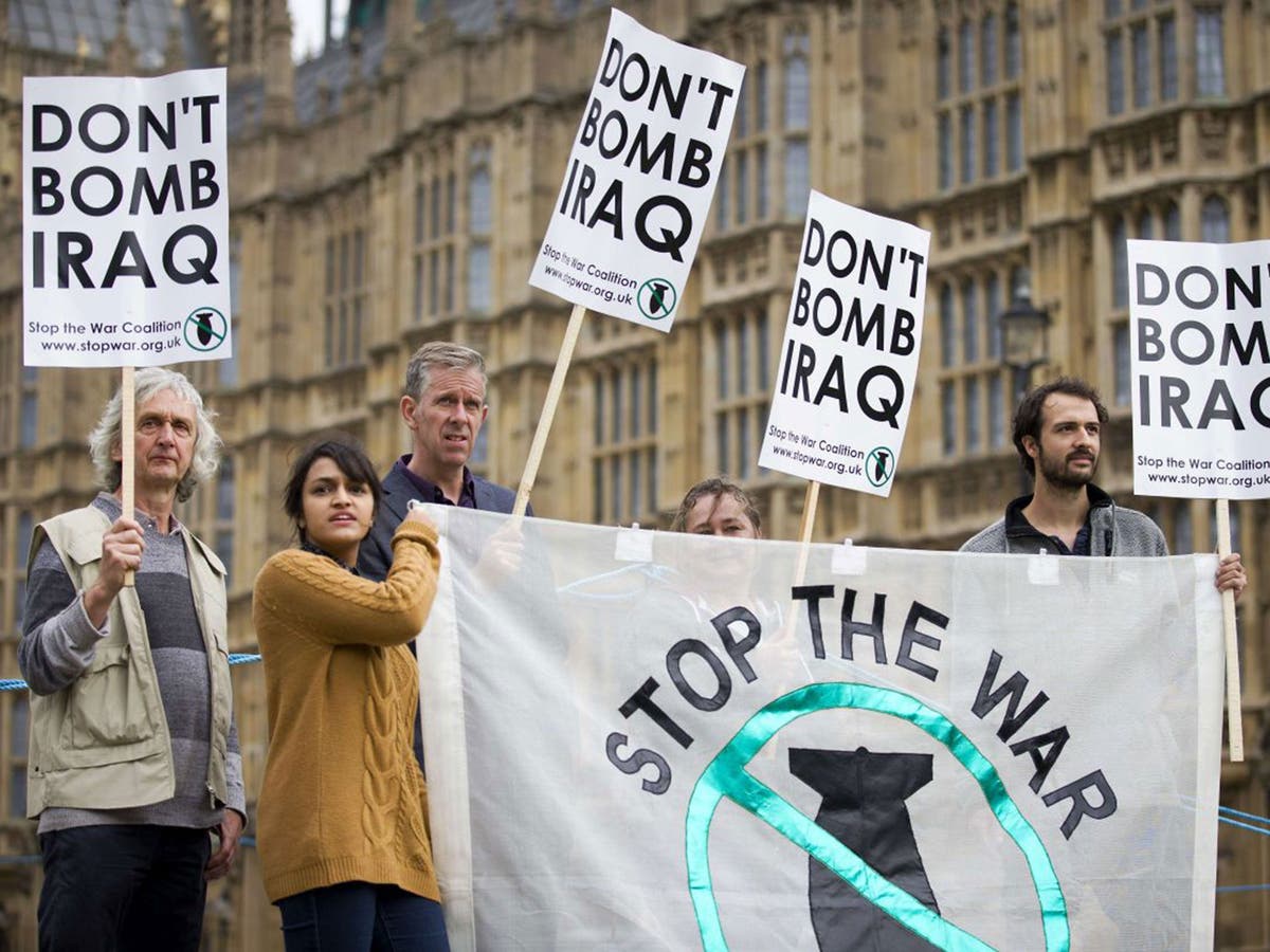 Iraq Crisis Anti War Protesters Call For Mass March On Downing Street