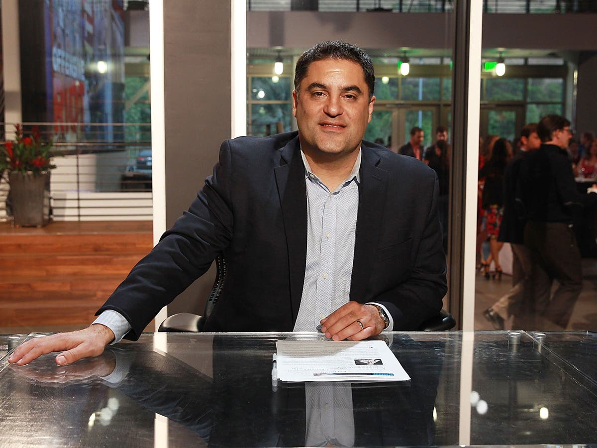 Cenk Uygur S The Young Turks This Youtube News Bulletin Is Challenging The Fogeys Of Us Tv The Independent The Independent