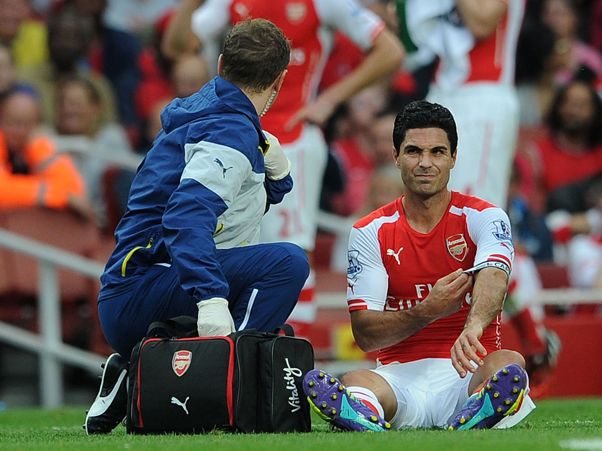 Mikel Arteta picked up a calf injury in the draw with Spurs