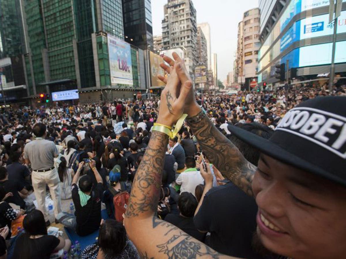 Hong Kong protests: A guide to yellow ribbons, blue ribbons and all the ...