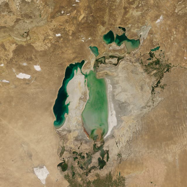 The Aral Sea: Nasa pictures show how what was once the fourth largest ...