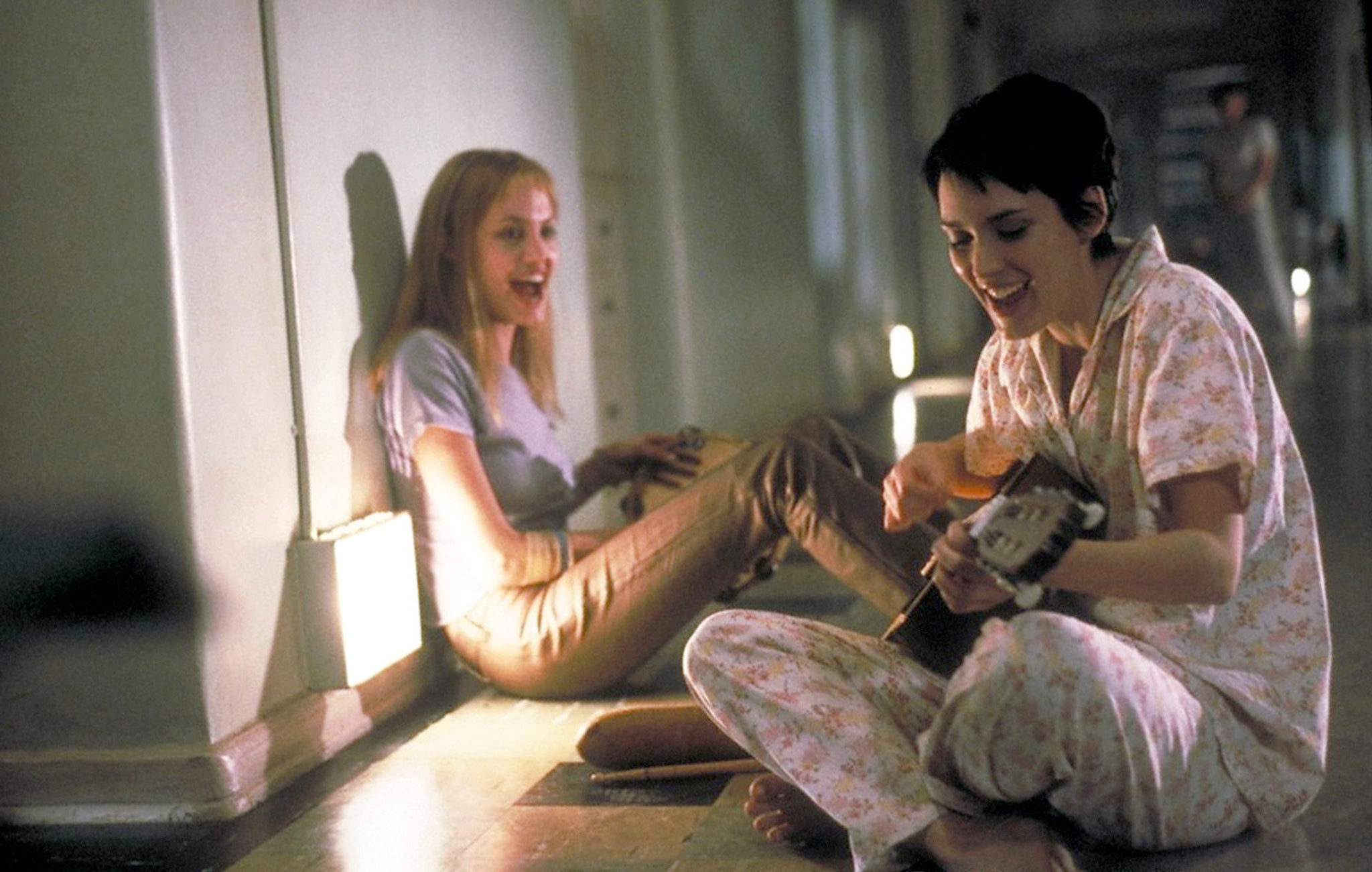 Angelina Jolie and Winona Ryder star in 'Girl, Interrupted'