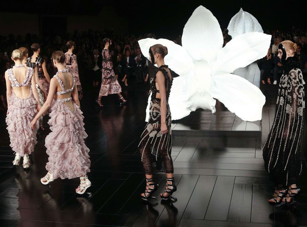 Alexander McQueen show during the 2015 Spring/Summer Paris Fashion Week