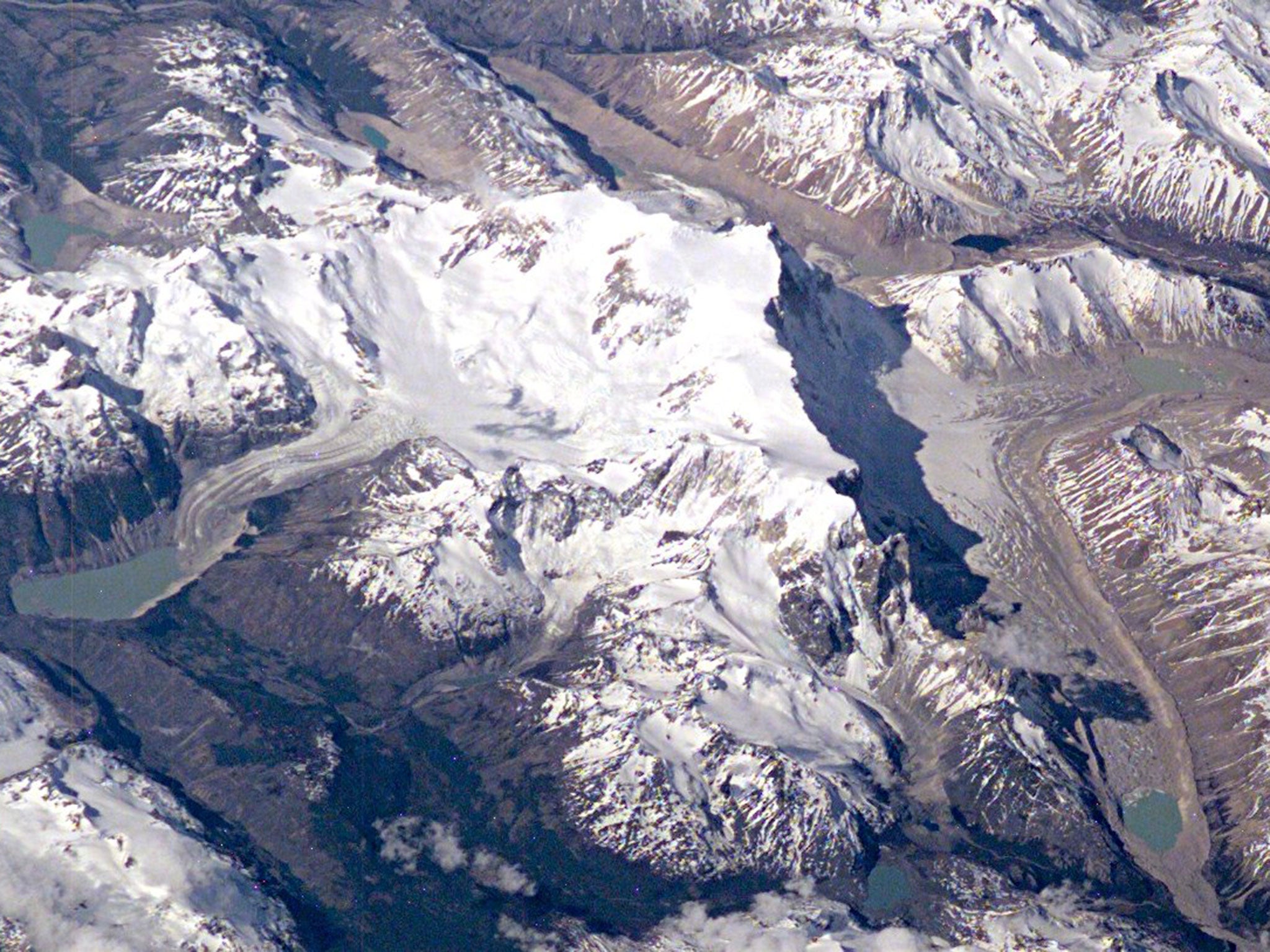 The San Lorenzo mountain, which borders Chile and Argentina