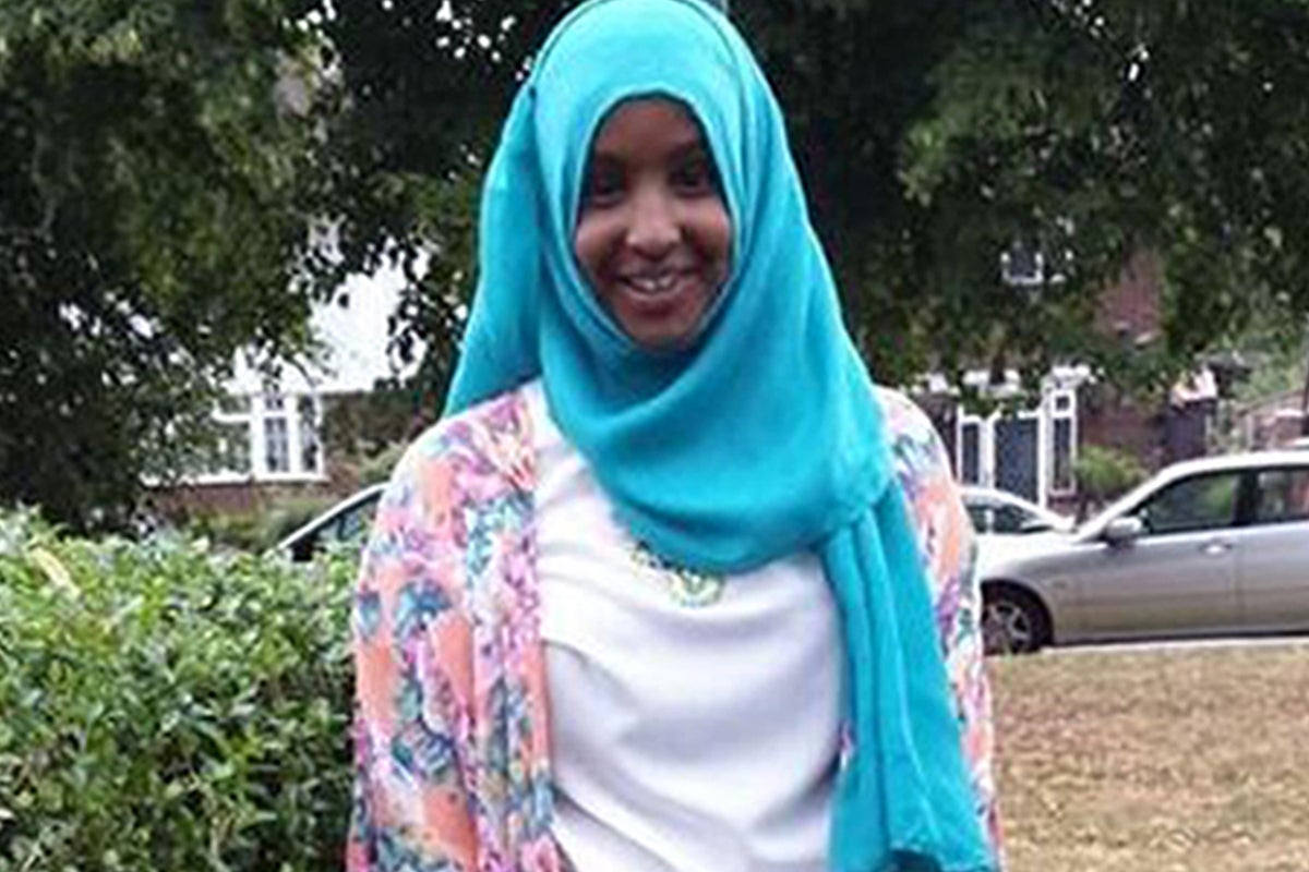 Missing Yusra Hussien: Family urge schoolgirl thought to be heading to ...