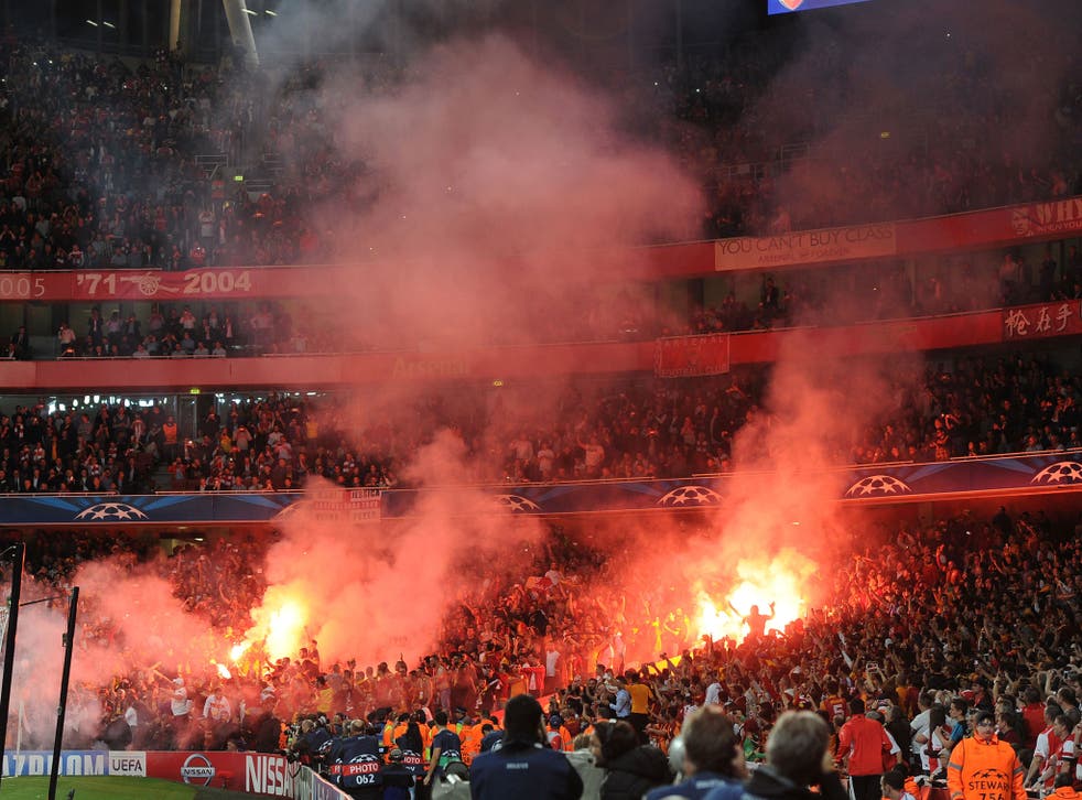 Galatasaray fans caused a short delay by letting off flares