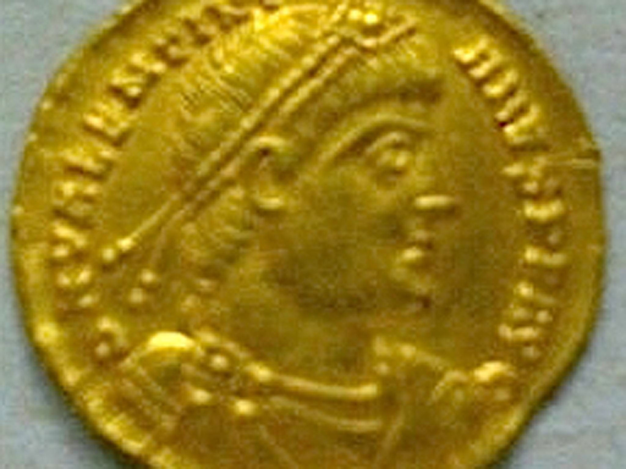 A gold coin stolen by Roy Wood
