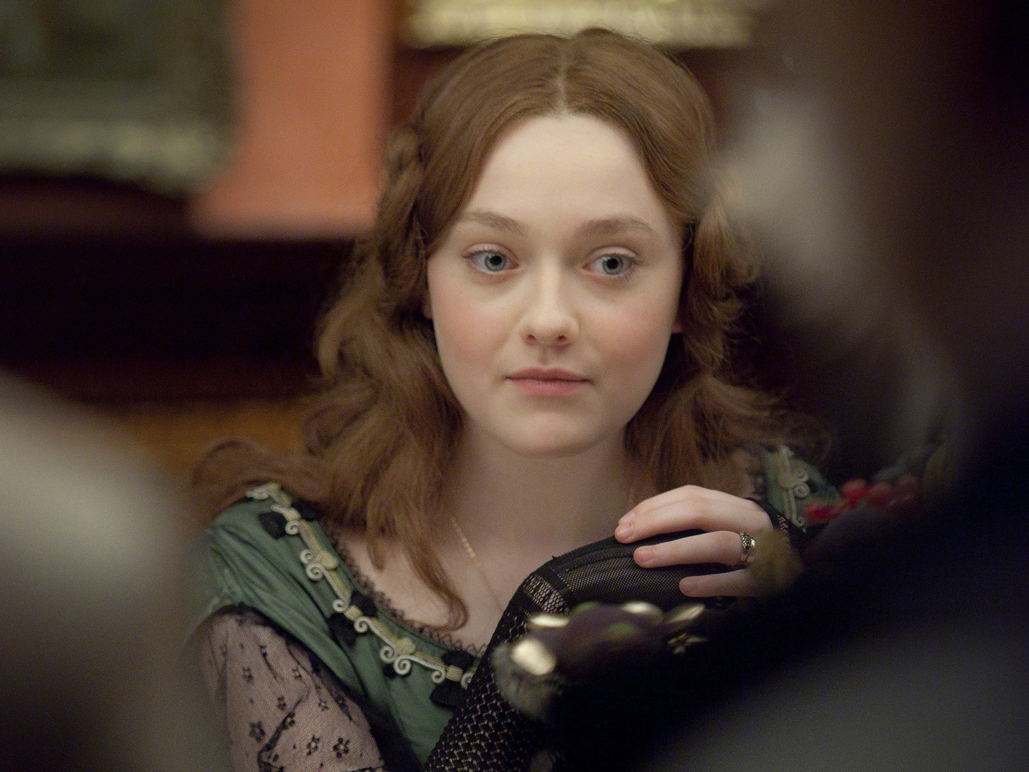 Eminent Victorians: Dakota Fanning takes the title role in 'Effie Gray'