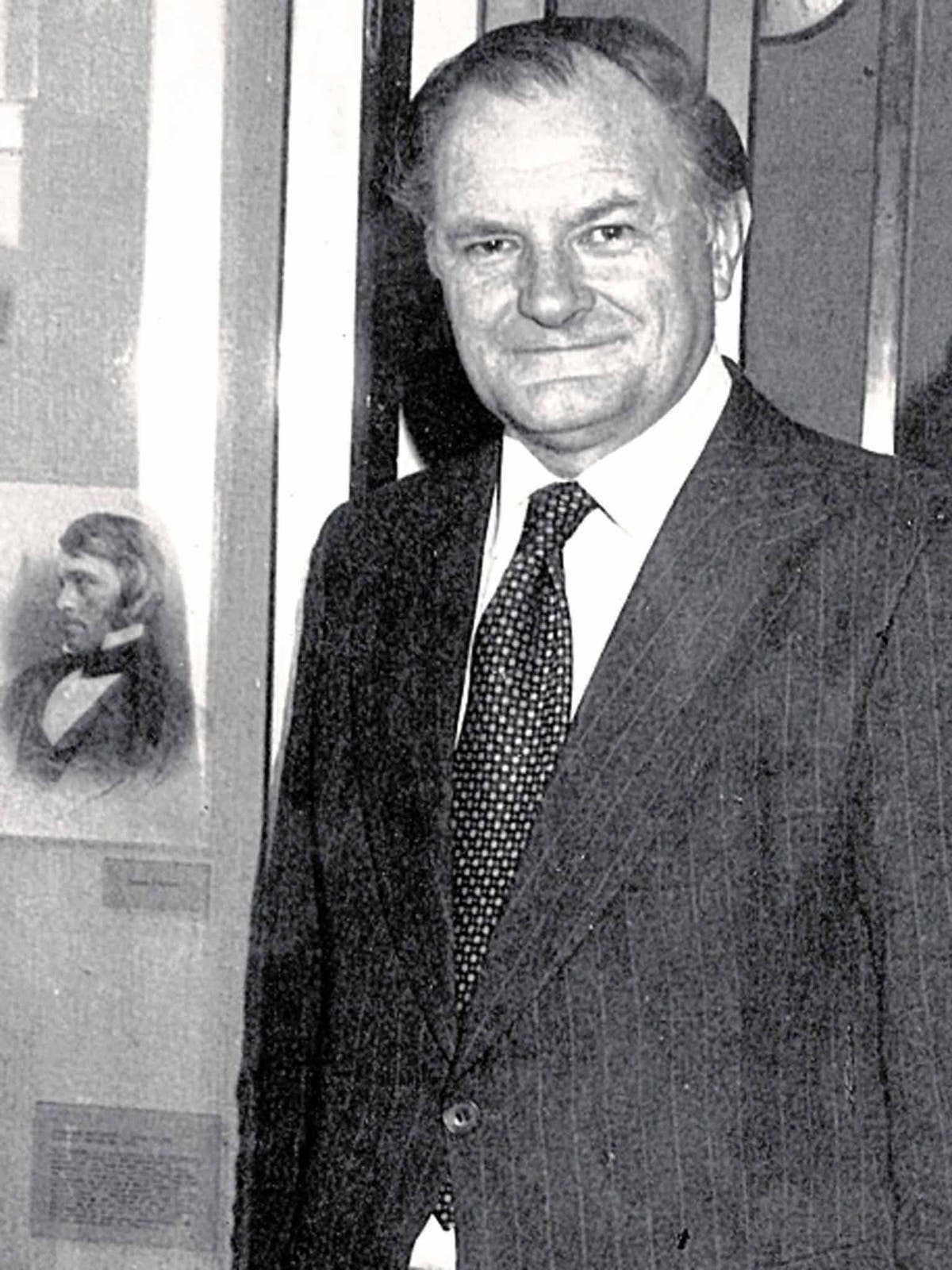 Doctor Alexander Currie University administrator who fought elitism