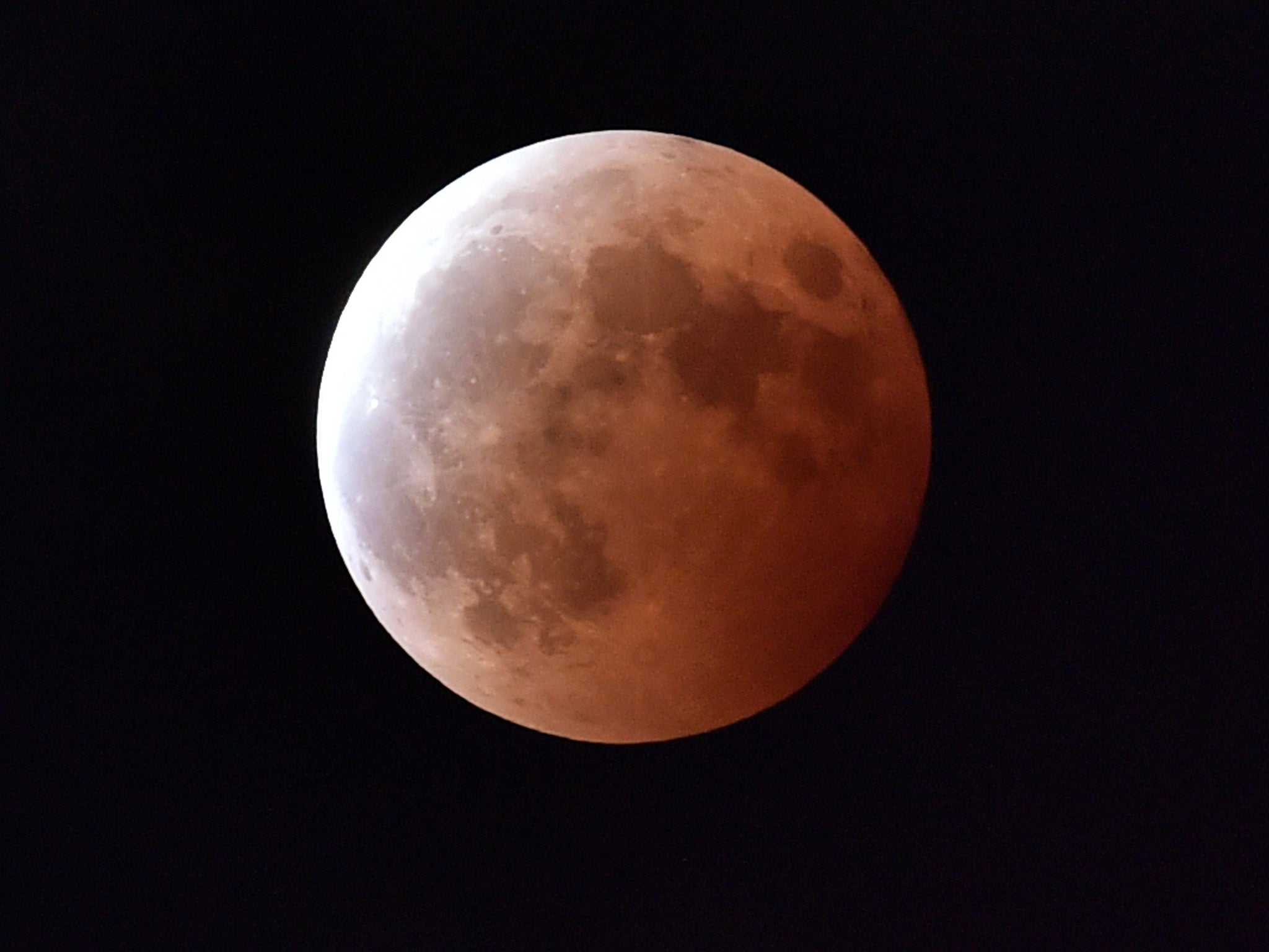 Watch the total lunar eclipse in a time-lapse video