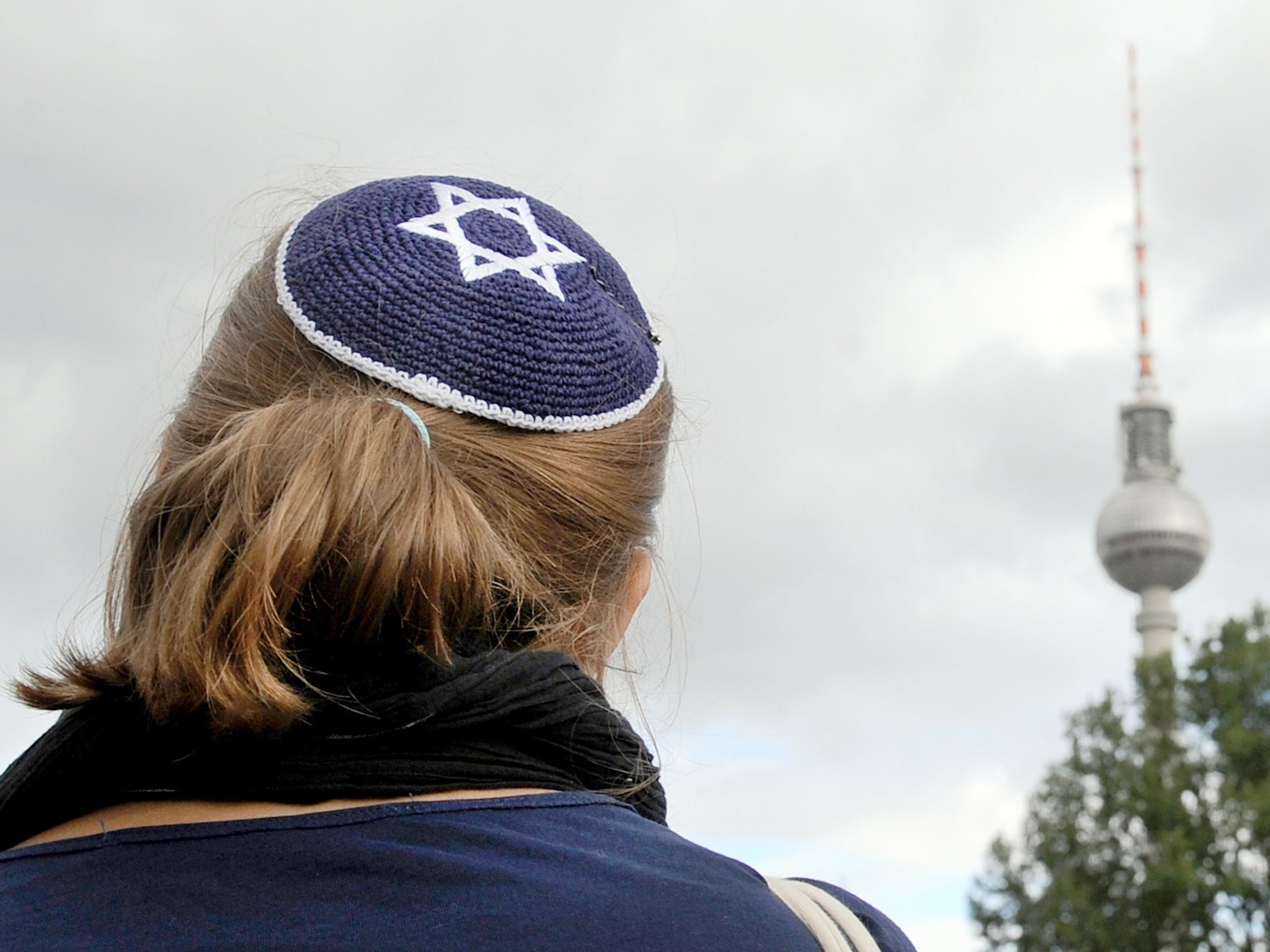 A parent told The Independent that her son is covering his kippah with a baseball cap