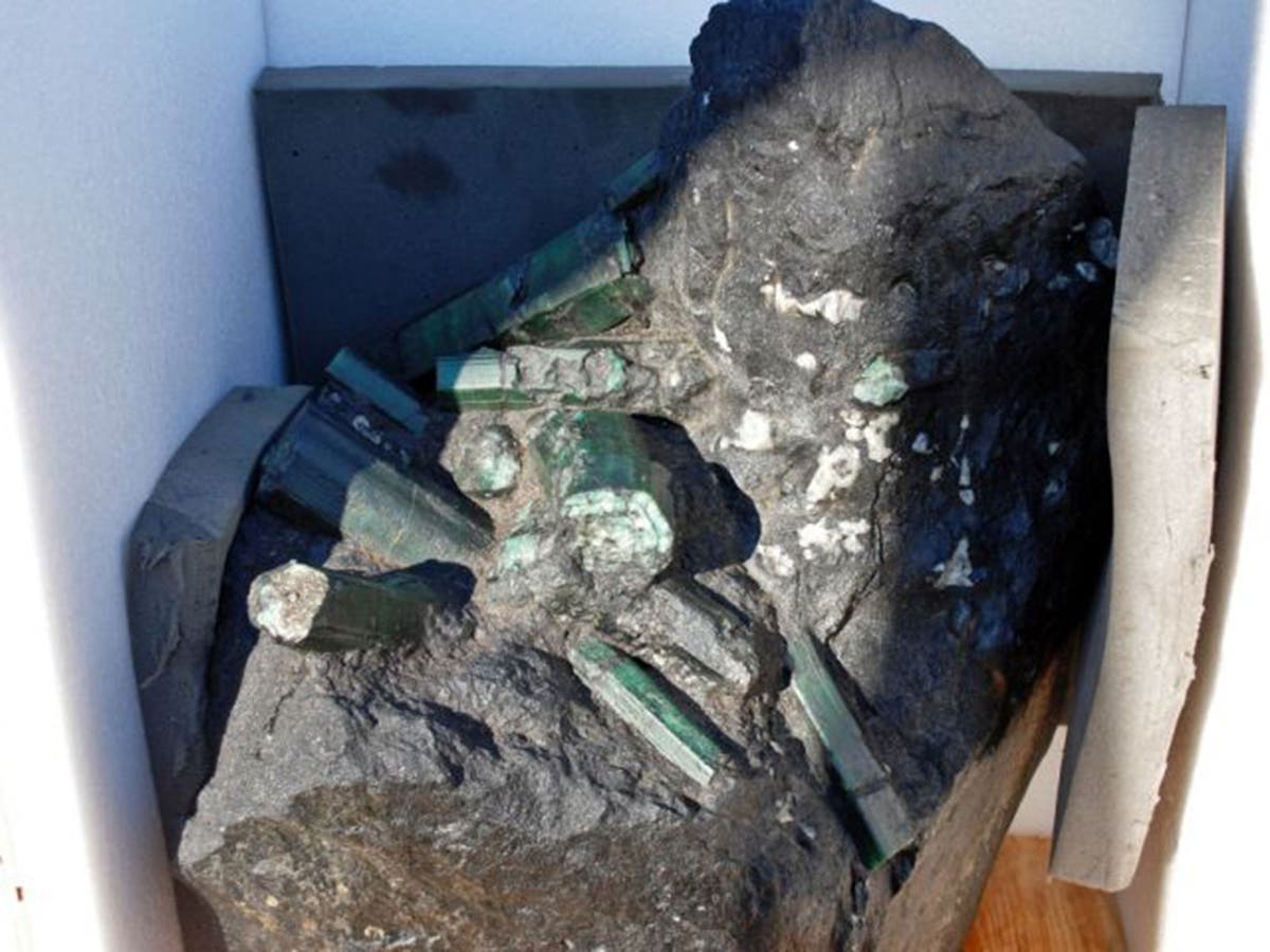Bahia: Squabble for world's largest emerald pushes value to £230m | The ...