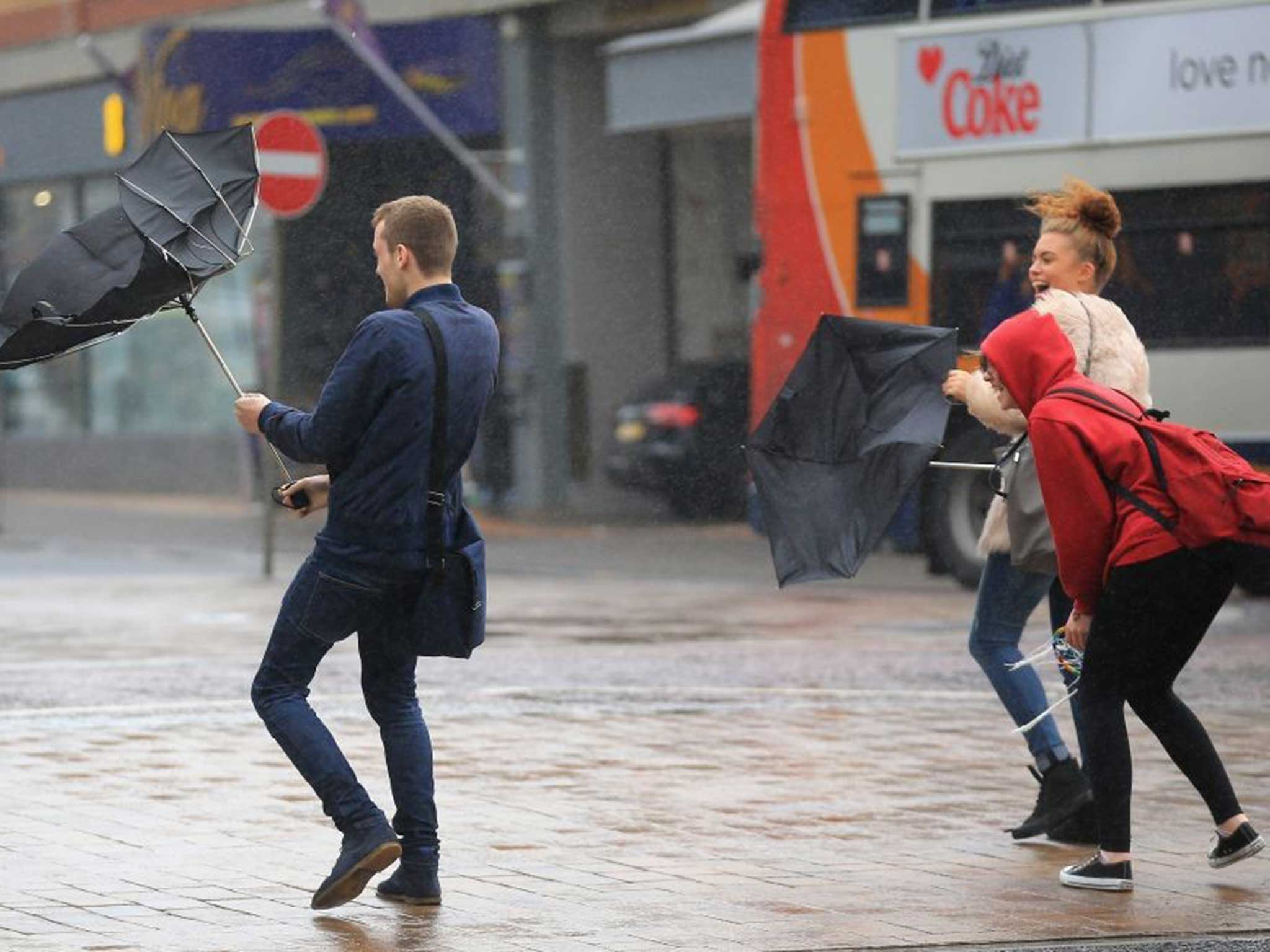 Brighton students struggle as Hurricane Gonzalo hit the UK