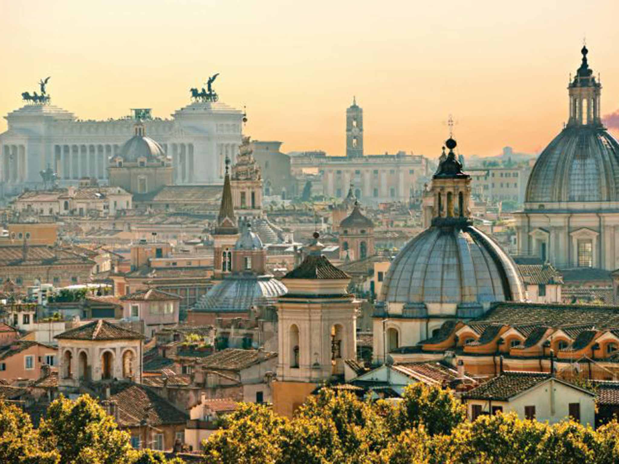 When in Rome: see the sights on Christmas Day