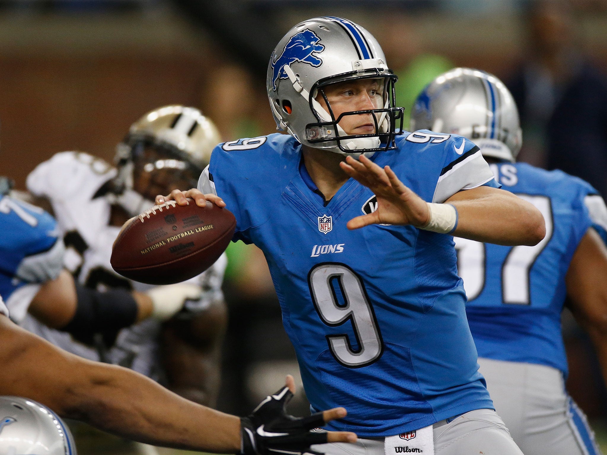 Stafford, Calvin star as Lions finish strong