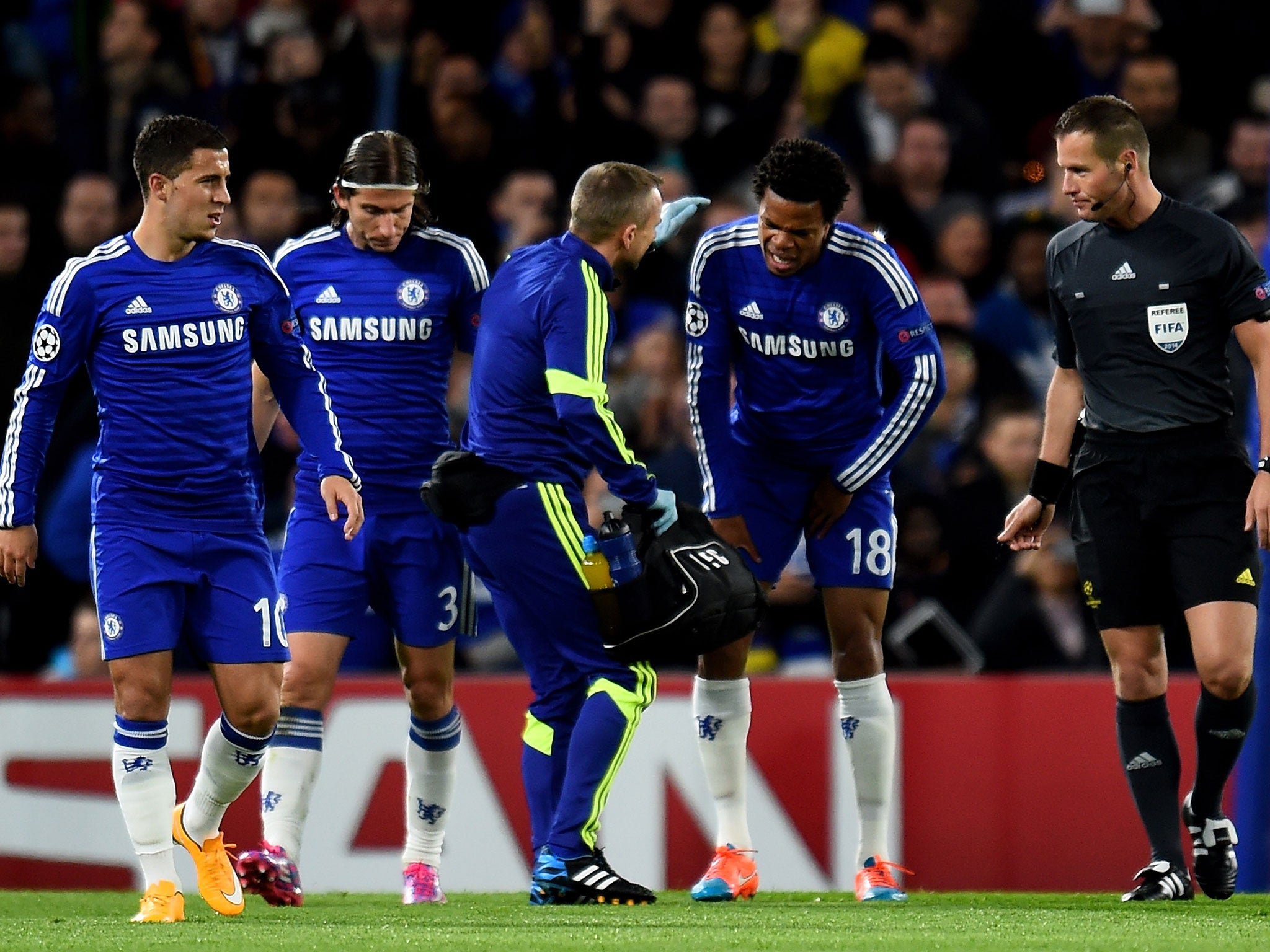 Loic Remy suffers his groin injury against Maribor