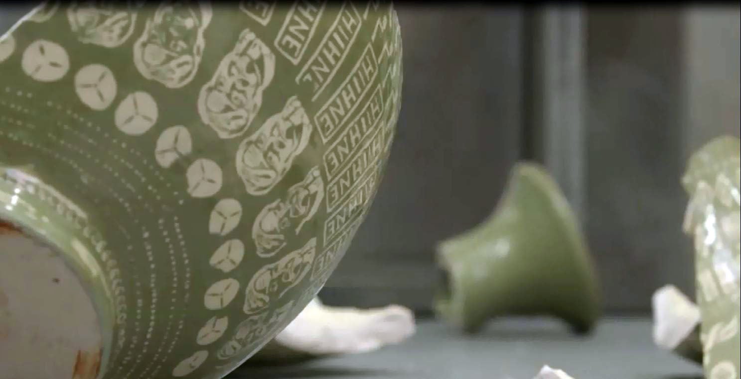 Grayson Perry Smashes Vase Portrait Of Chris Huhne The Independent