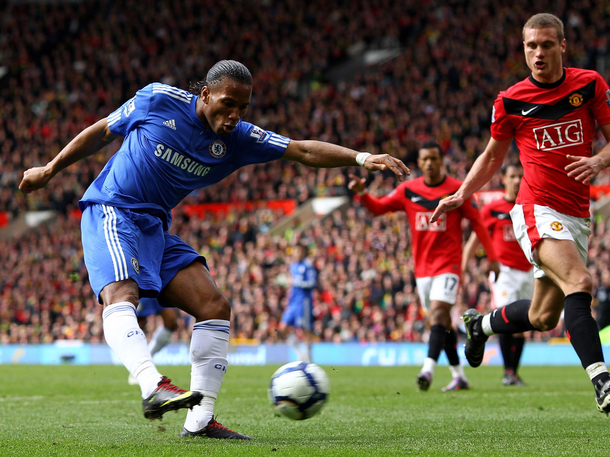 Drogba's contentious goal handed the Blues the title in 2010