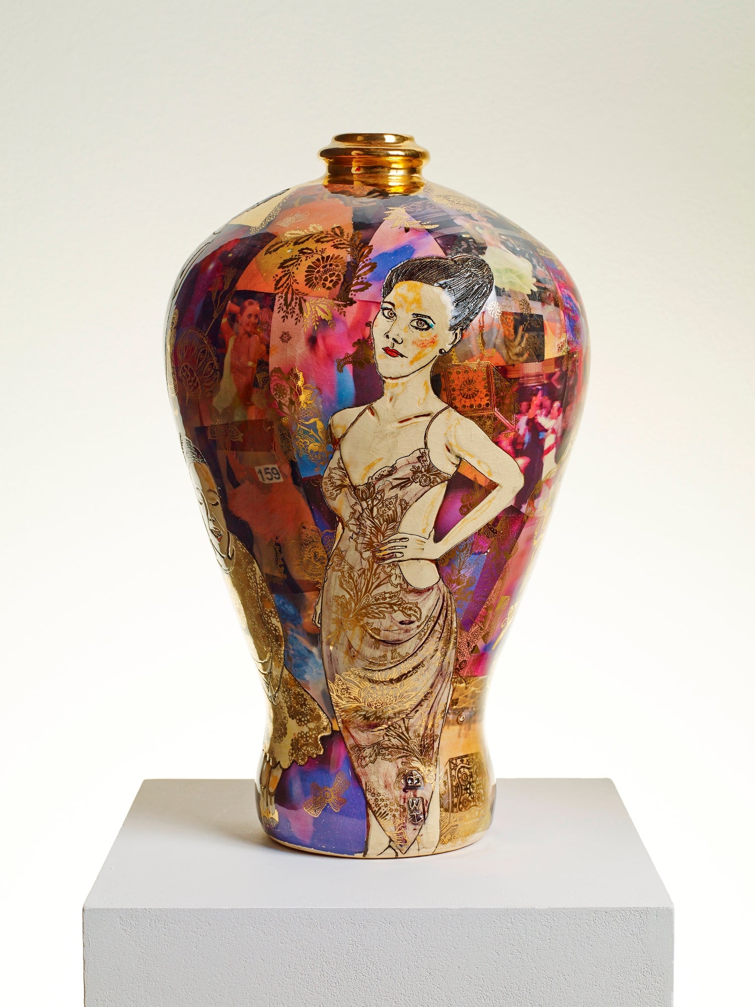 Grayson Perry Smashes Vase Portrait Of Chris Huhne The Independent