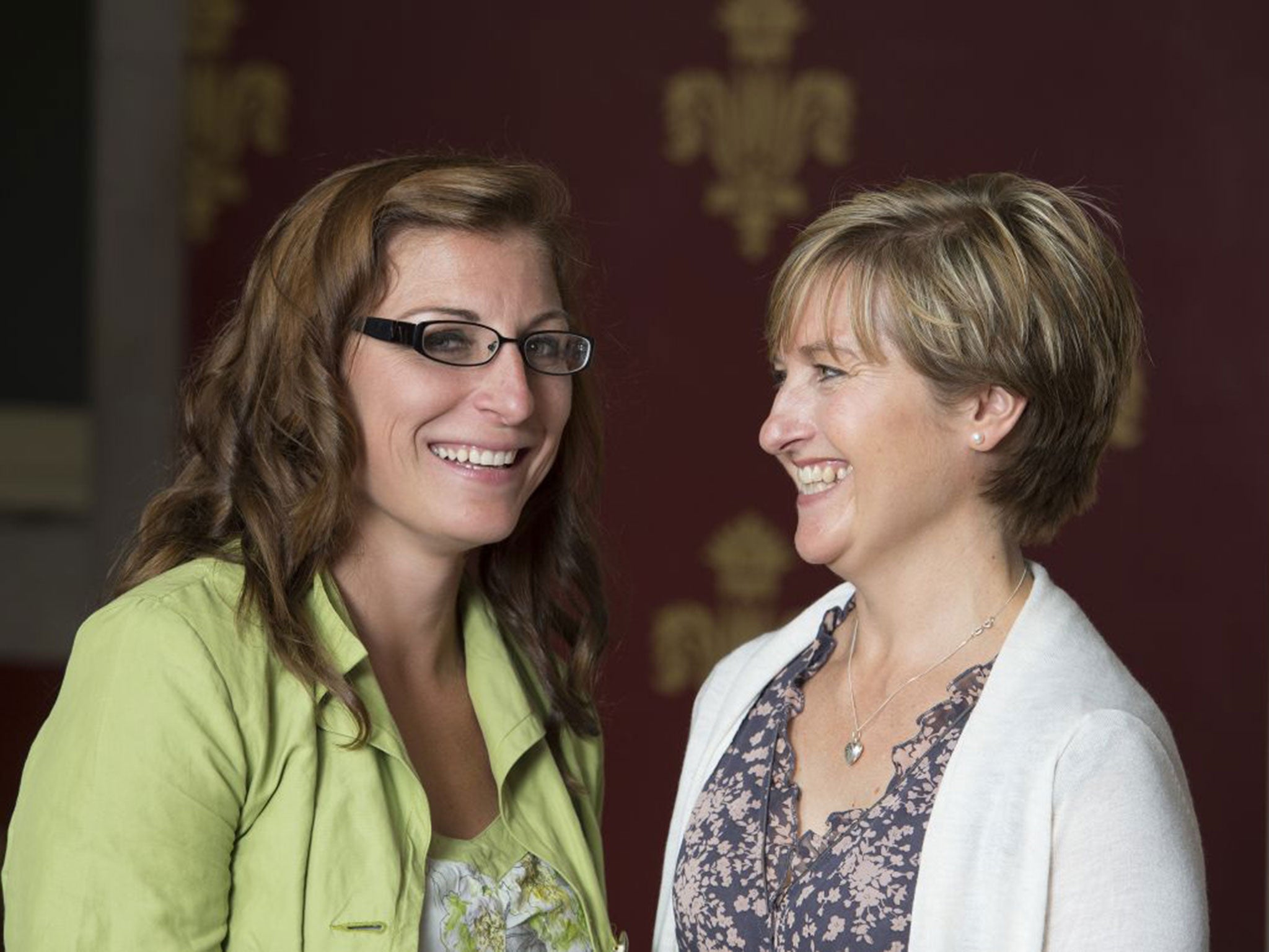 Gemma Coles, left, offered a kidney to Karen Brown before meeting
