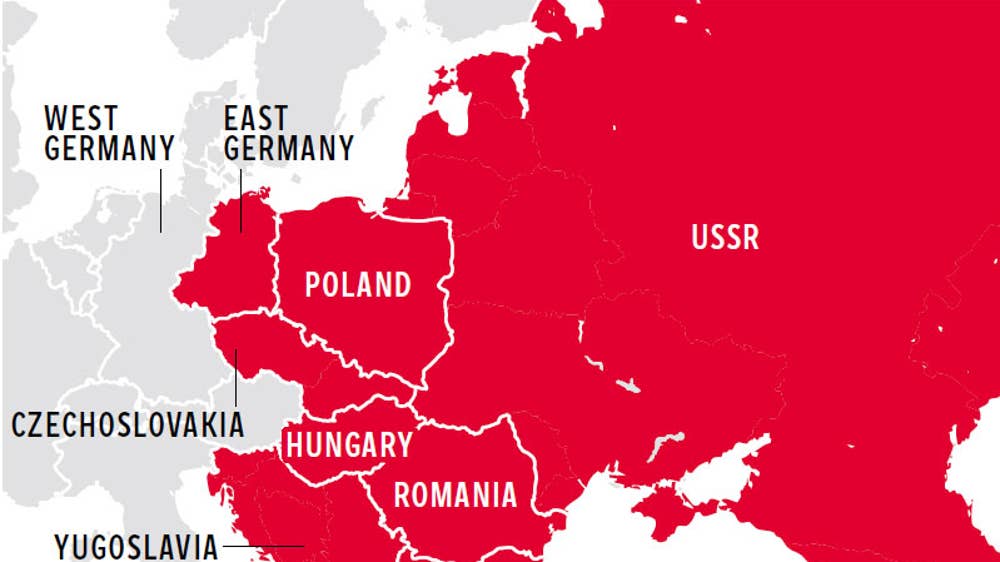 Why did communism collapse in the soviet union in 1989