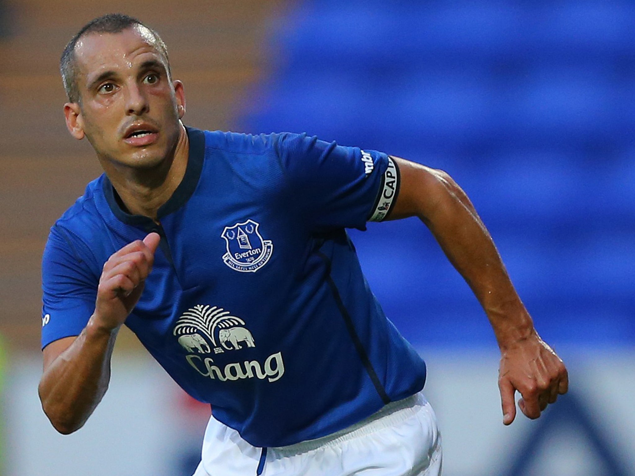 Everton midfielder Leon Osman