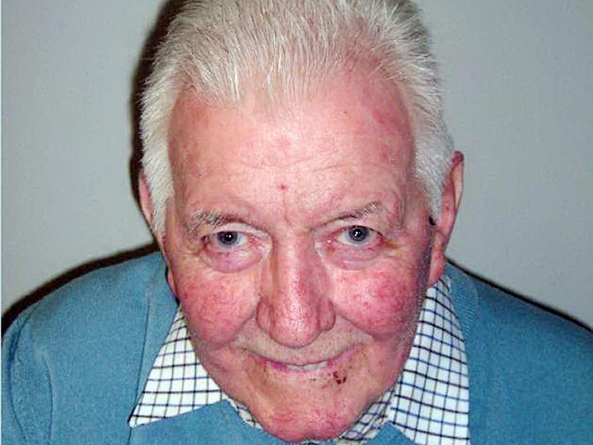 Puppy farm shootings: John Lowe murdered my family, but police 'put the gun  in his hands', says relative | The Independent | The Independent