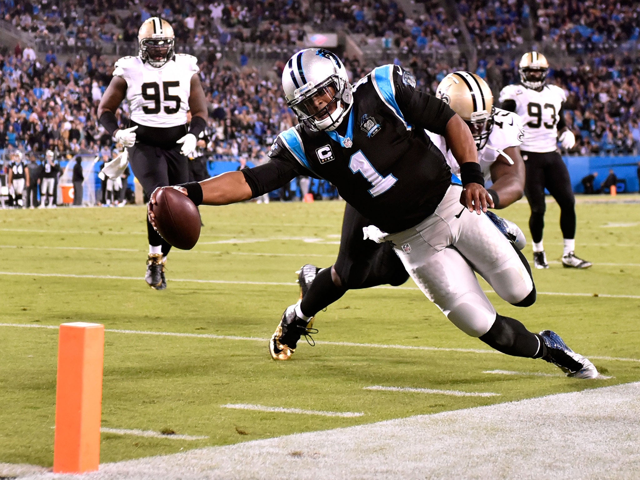 Cam Newton scores a running touchdown