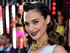 Gal Gadot pulls out of Ben-Hur remake due to 'scheduling conflicts'