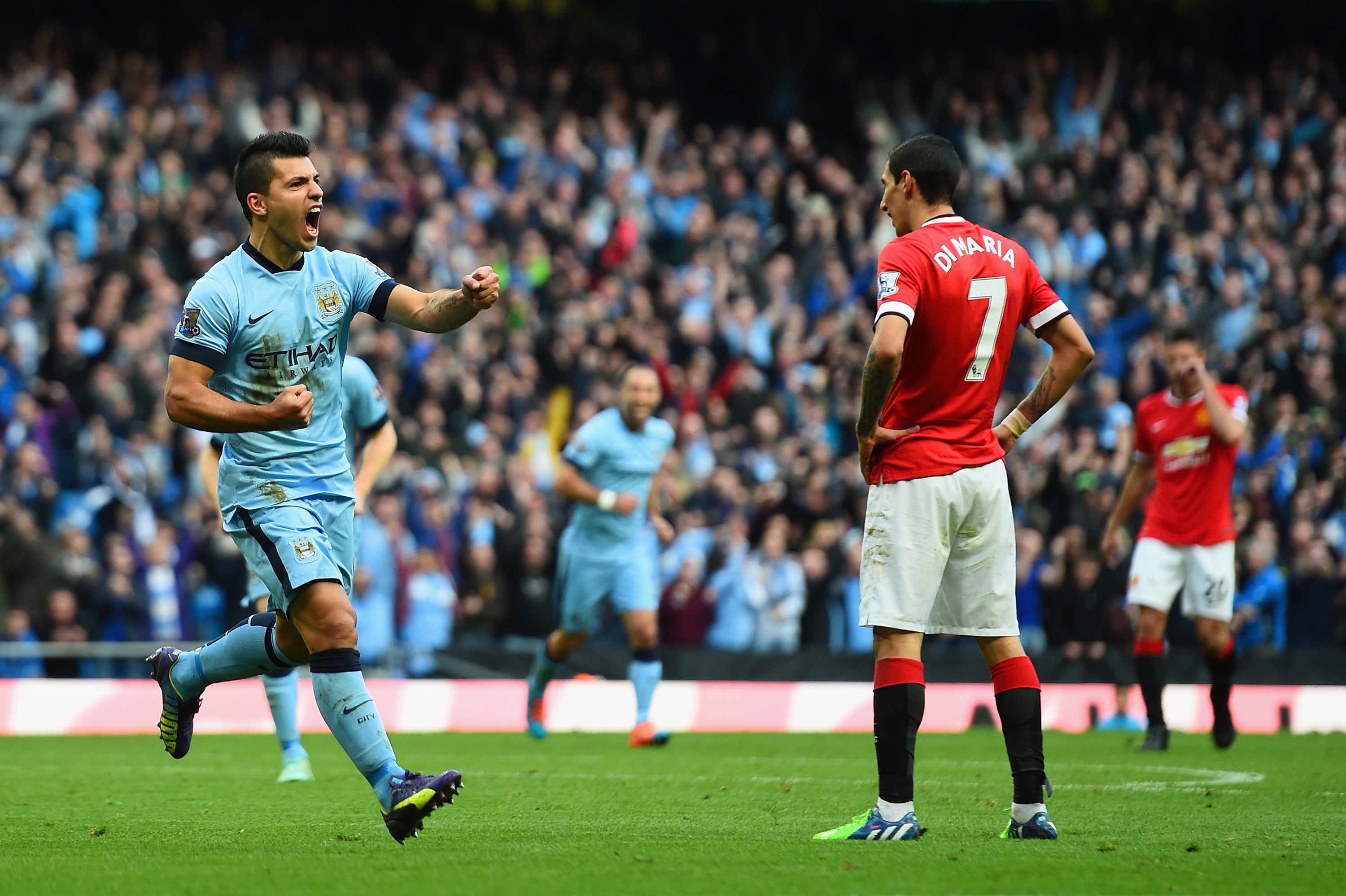 Sergio Aguero celebrates his goal for Manchester City