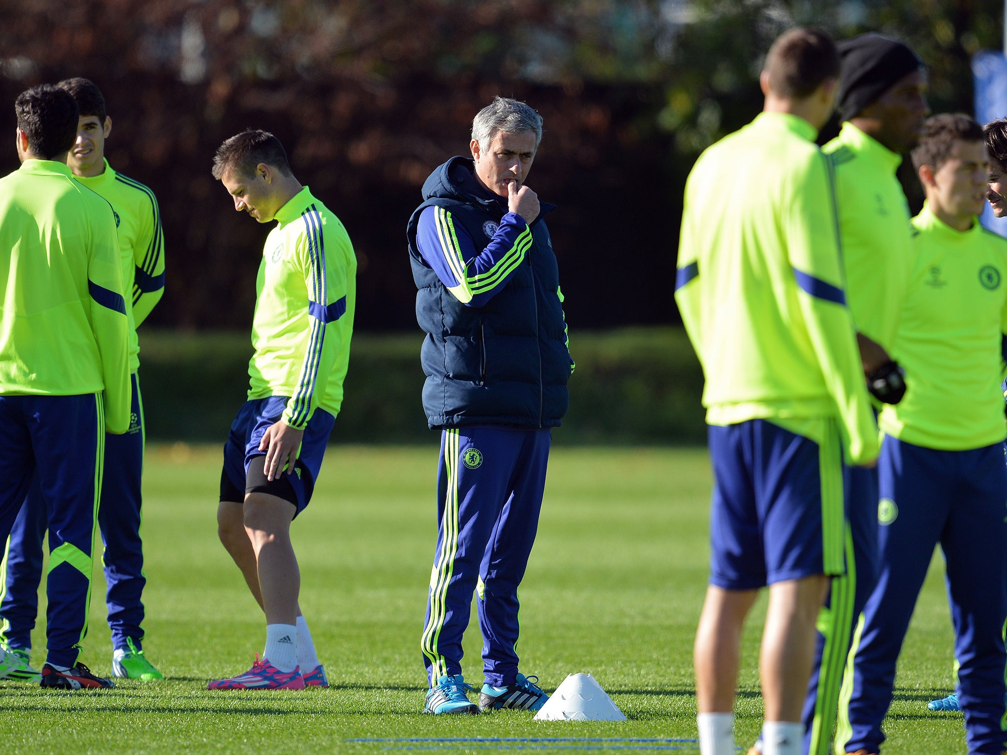 Chelsea's Portuguese manager Jose Mourinho (C) takes part in a training session for the forthcoming Champions League, group G football match against NK Maribor