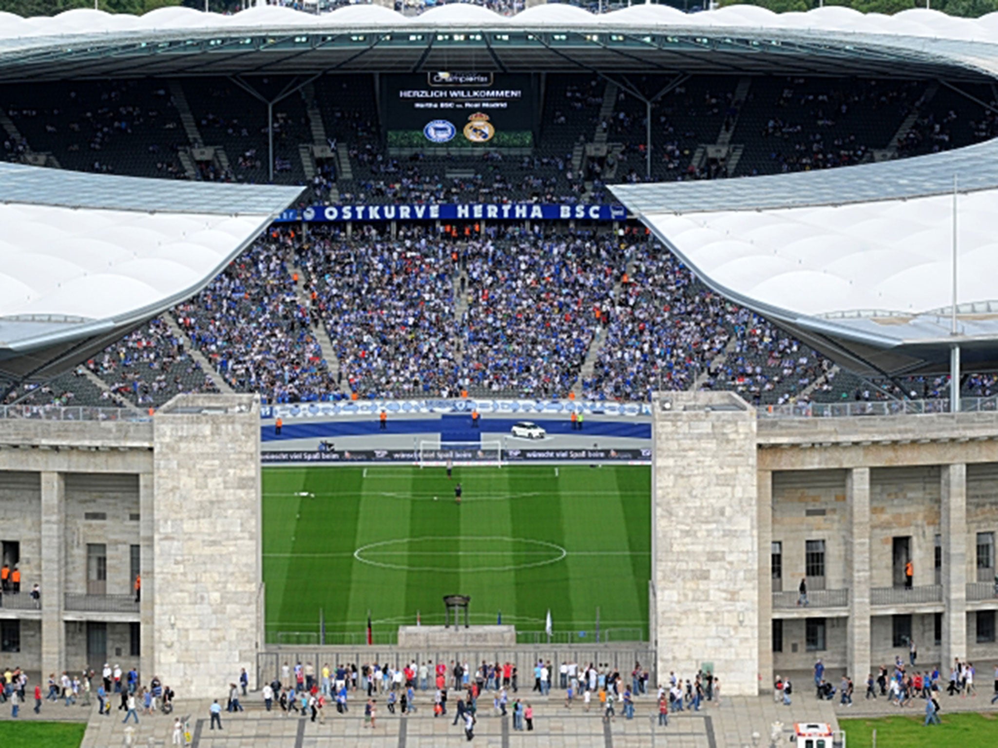 Hertha BSC playing in the Olympiastadion in 2011