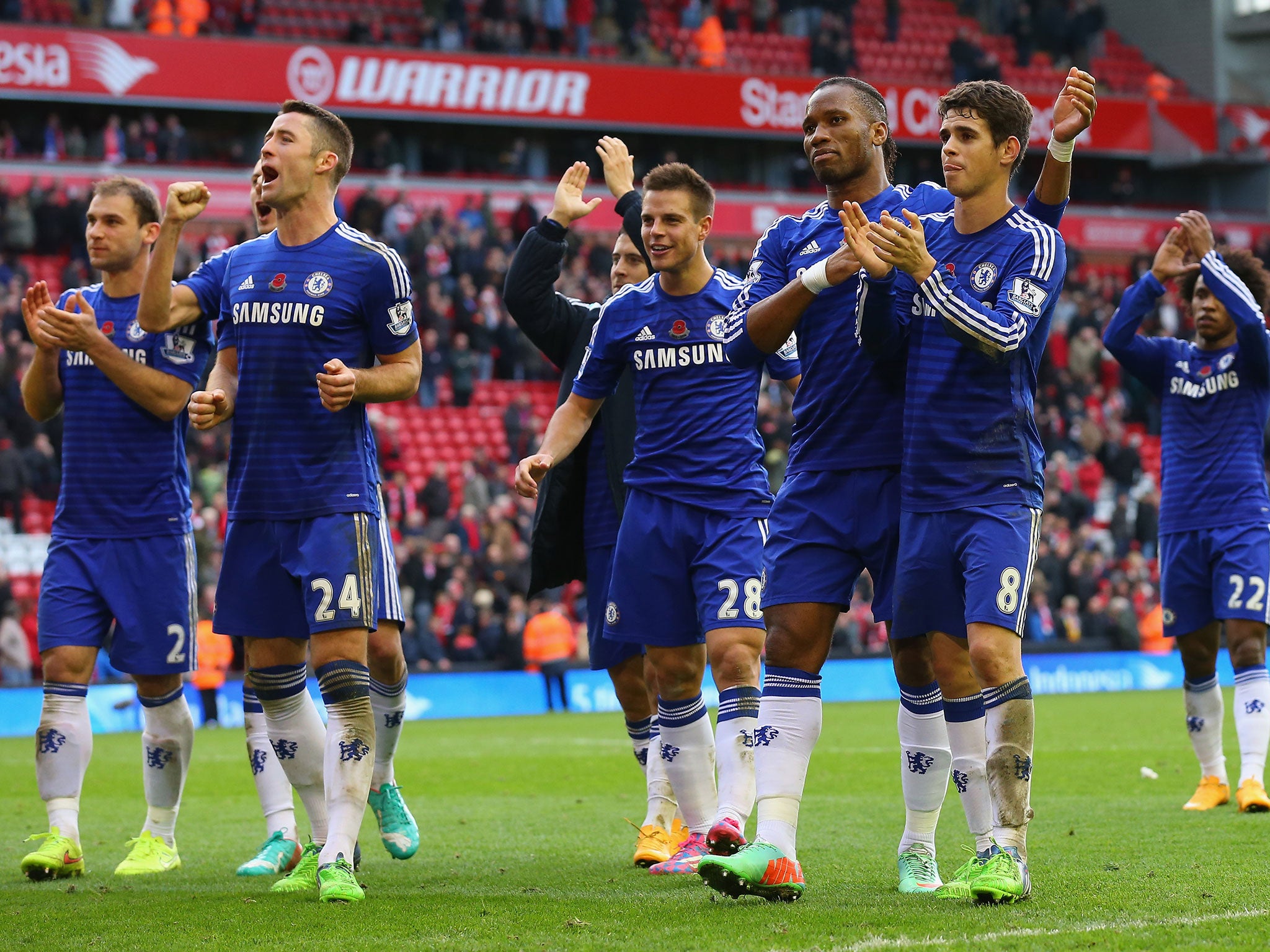 Gary Cahill (second left) celebrates with Chelsea players after the win