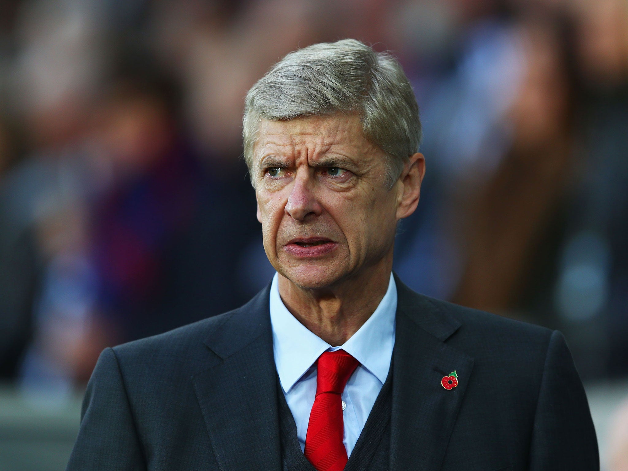 Arsene Wenger reacts during Arsenal's 2-1 defeat to Swansea in their last fixture
