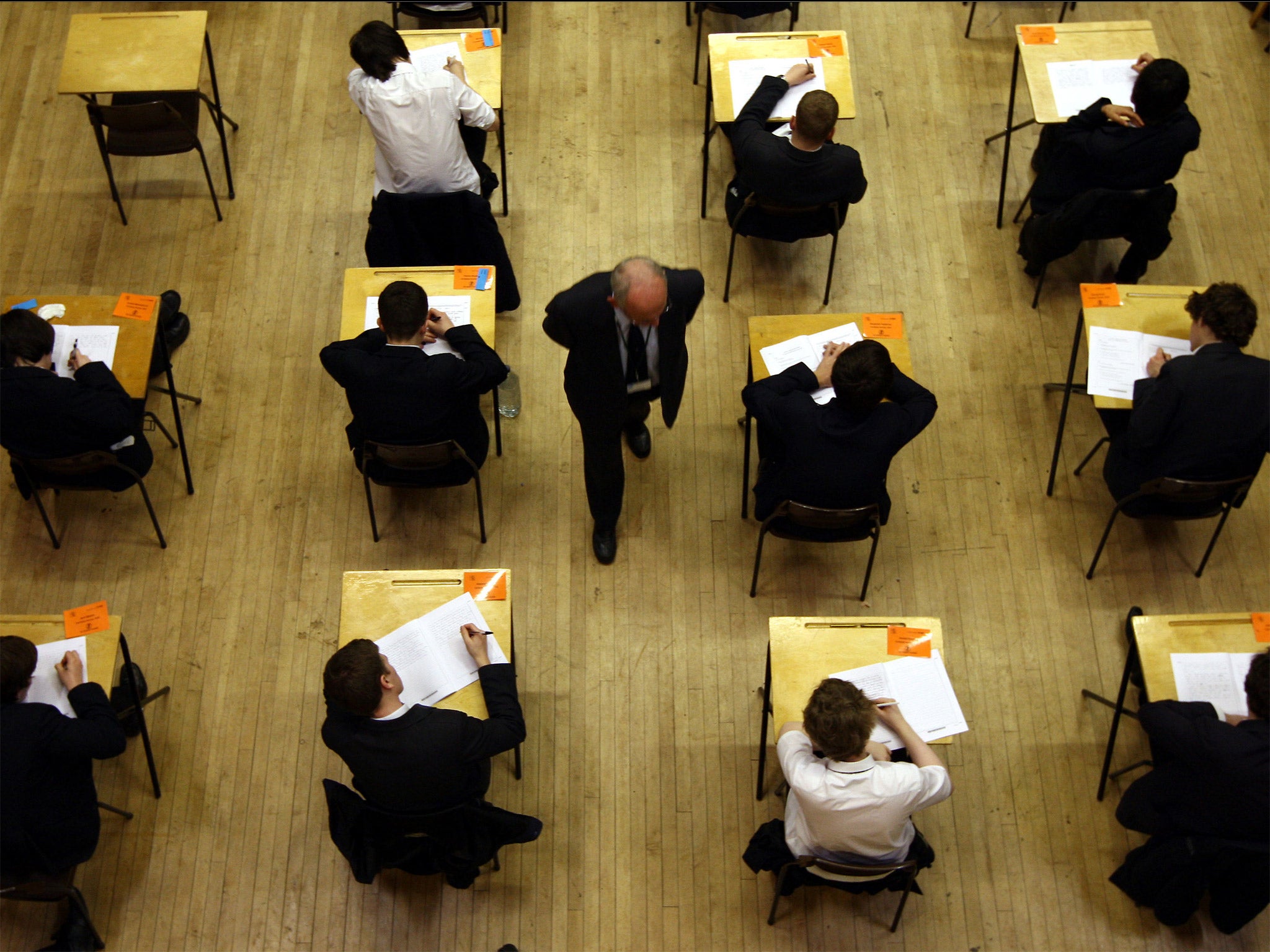Pupils in London score higher GCSE results than those in the rest of the country, according to research