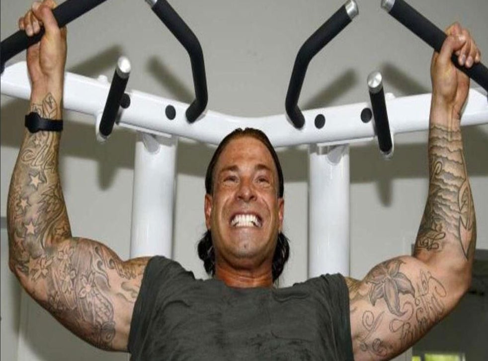 Tim Wiese To Make Wwe Live Debut On Saturday According To Reports In Germany The Independent The Independent