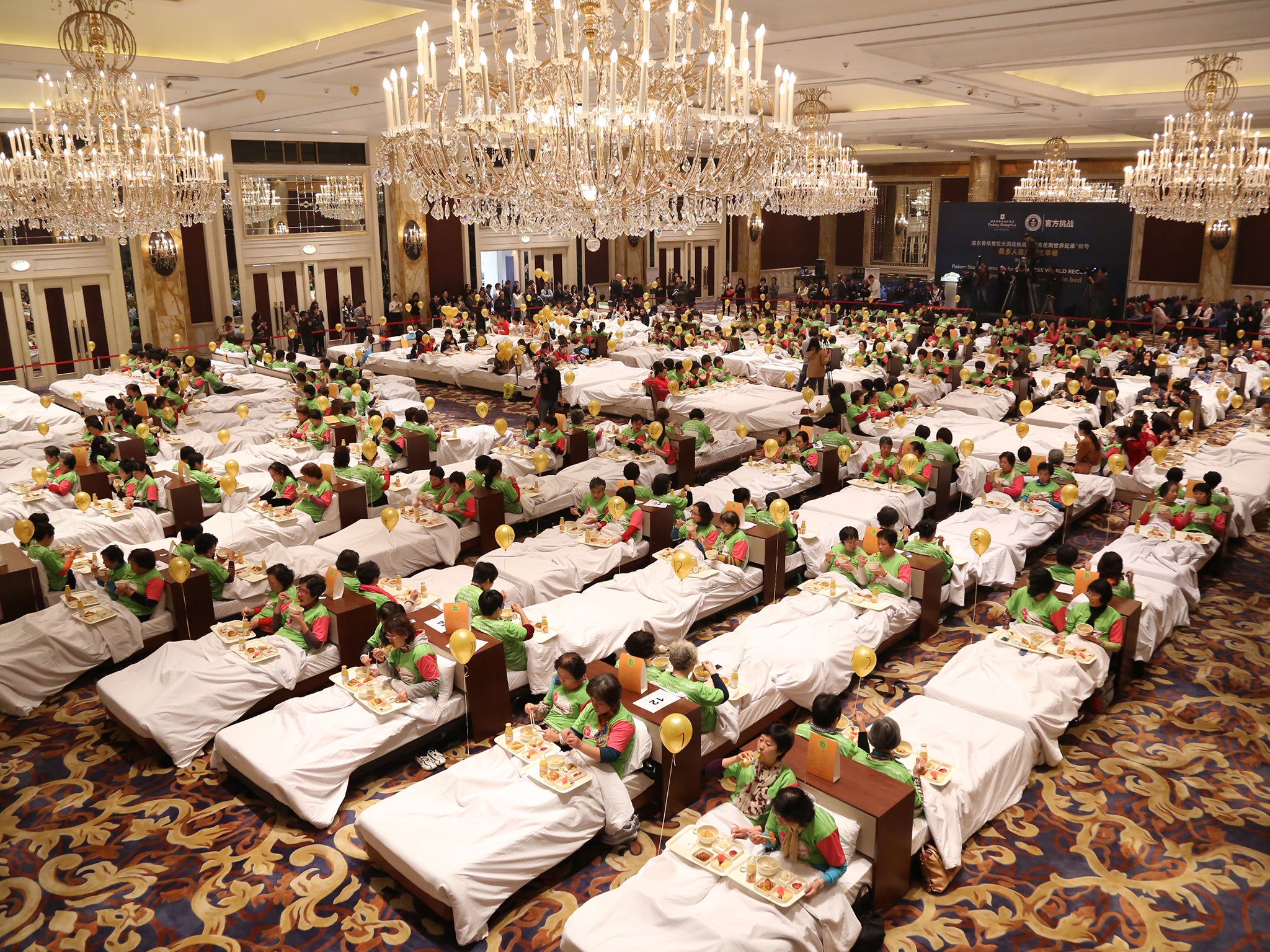 The most people eating breakfast in bed is 388 and was achieved by Pudong Shangri-La, East Shanghai (China) in Shanghai, China