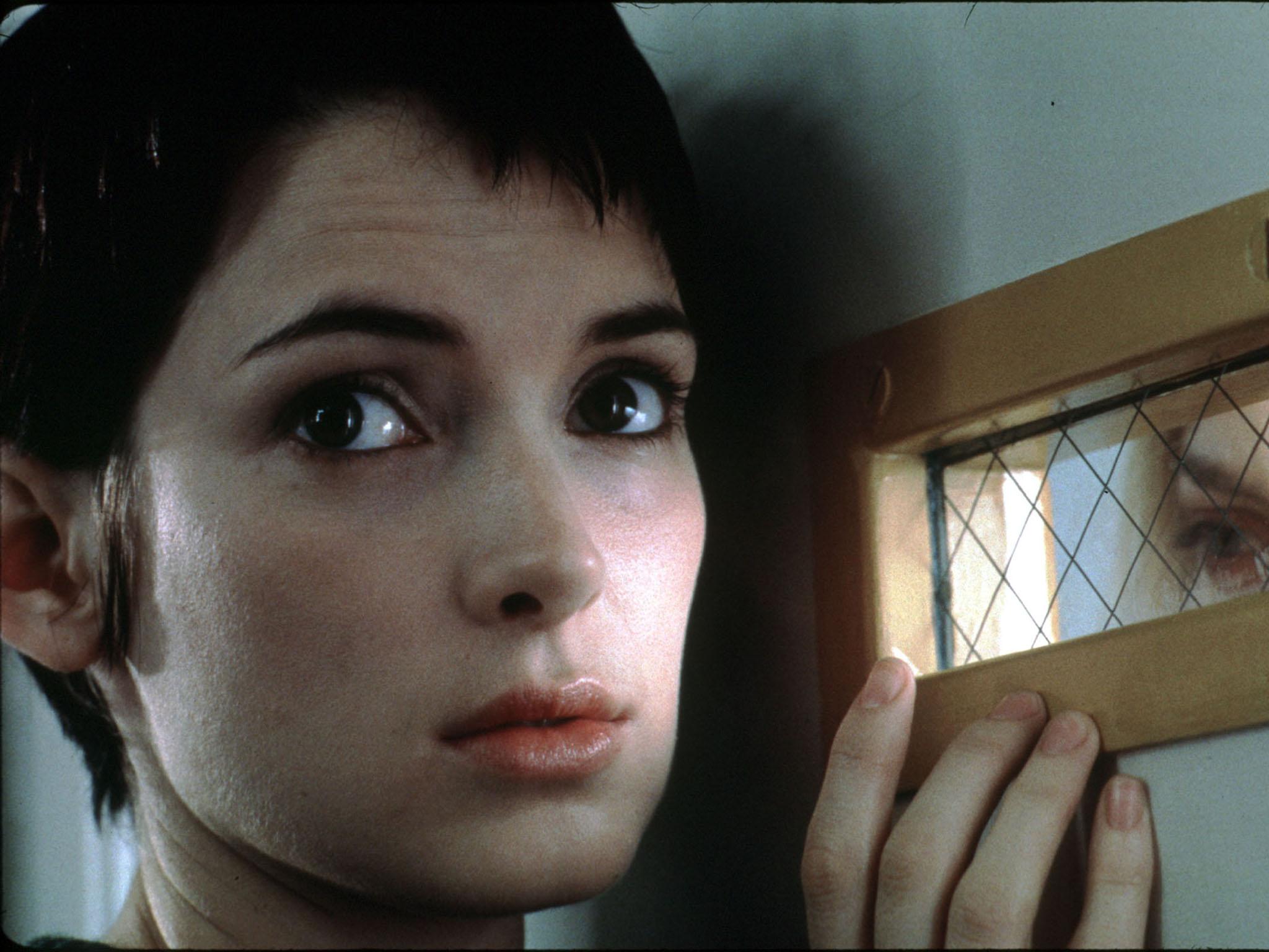 A scene from Girl Interrupted starring Wynona Ryder as Susana Kaysen