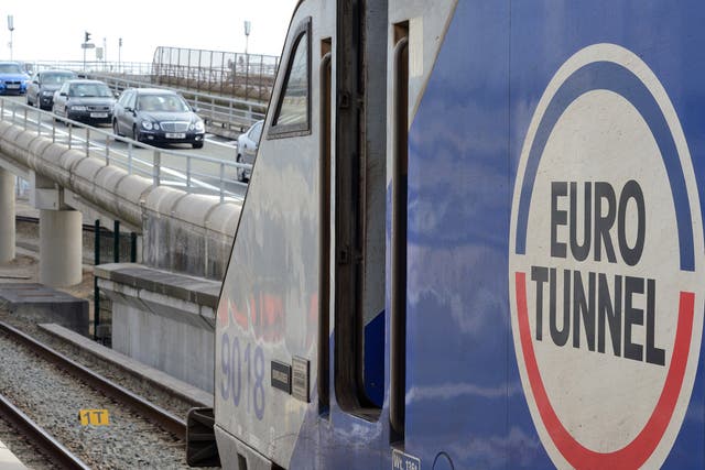 In 2014, the 20th anniversary of the opening of the tunnel, Eurotunnel’s Shuttles transported 2.6 million cars and 1.4 million trucks under the English Channel