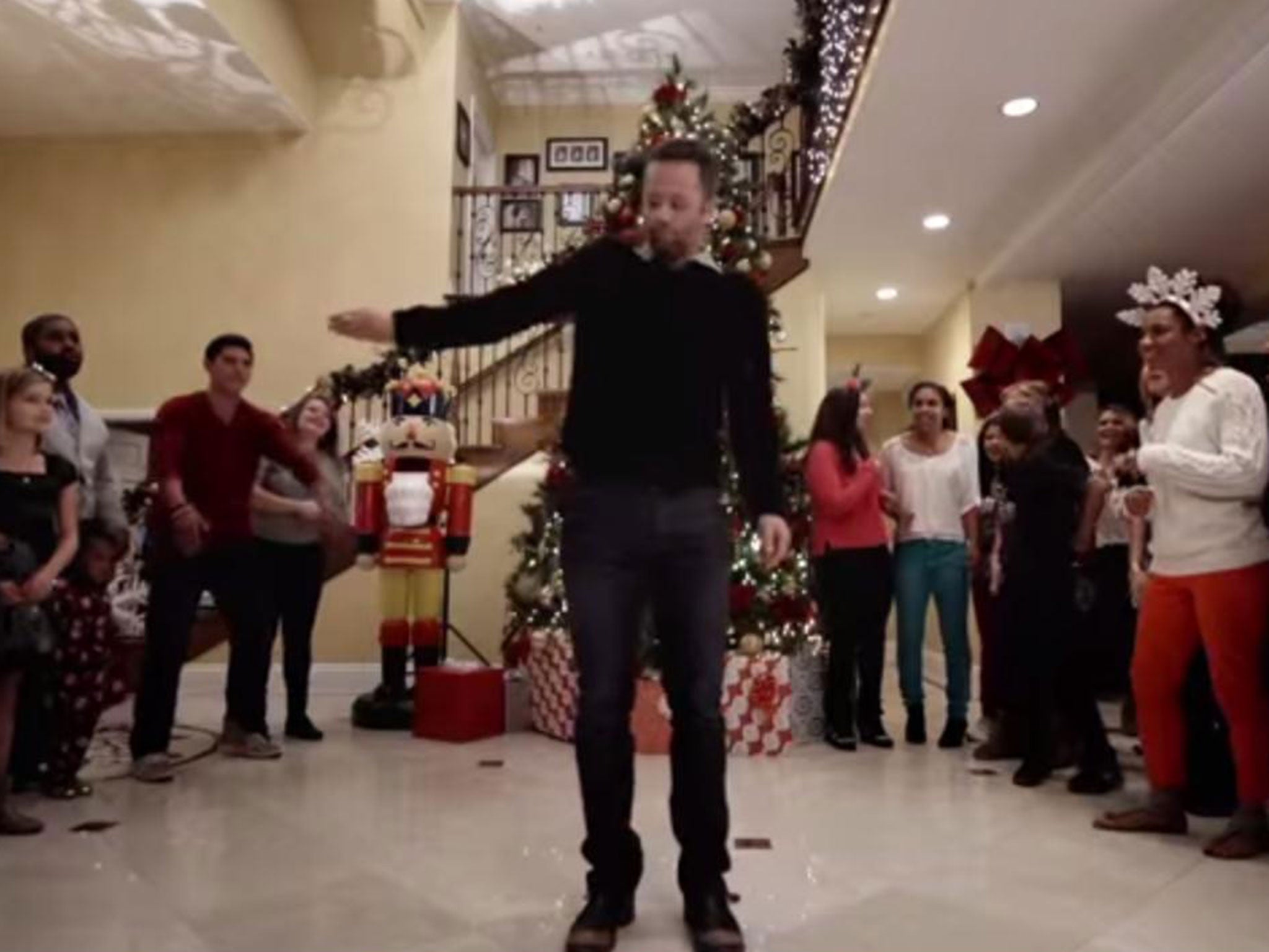 Cameron dancing in Saving Christmas