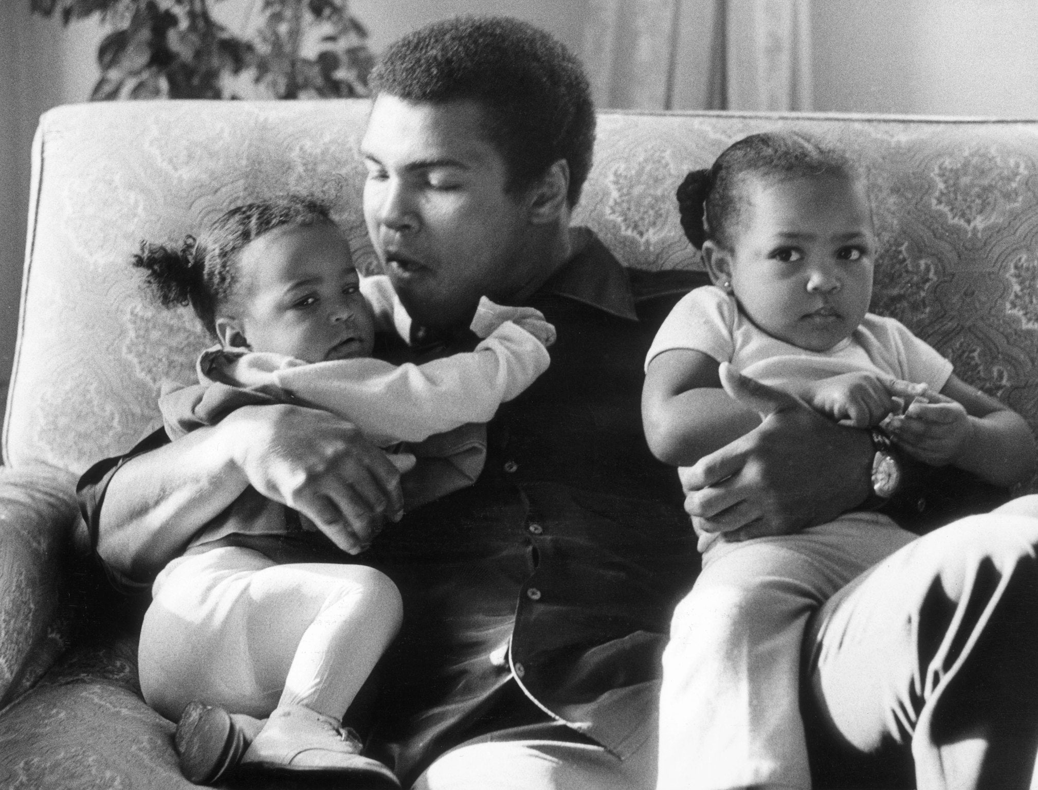 Muhammad Ali with daughters Laila and Hanna in 1978