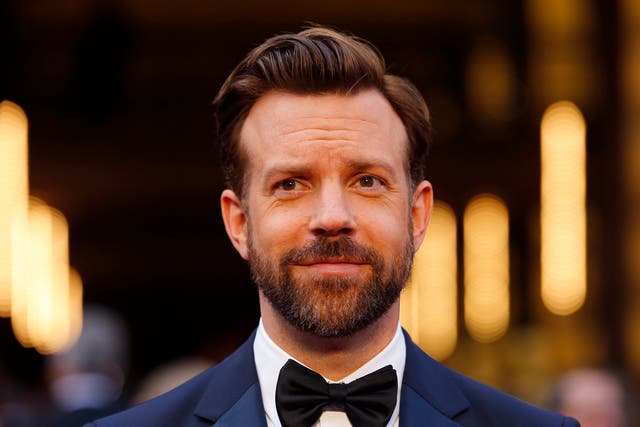 Jason Sudeikis arrives at the 86th Academy Awards in Hollywood, California March 2, 2014.  