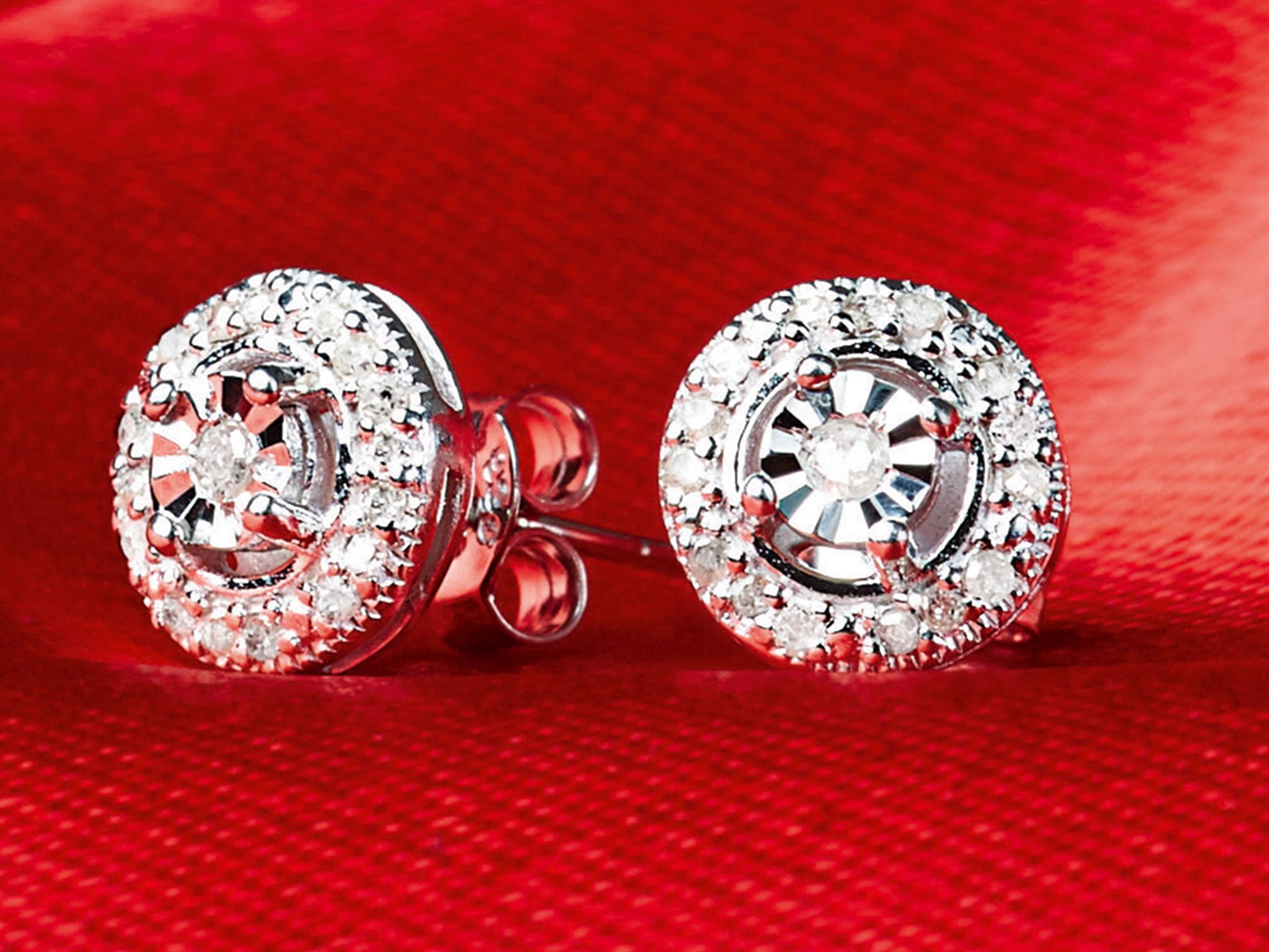 Closer look at Avon's diamond earrings