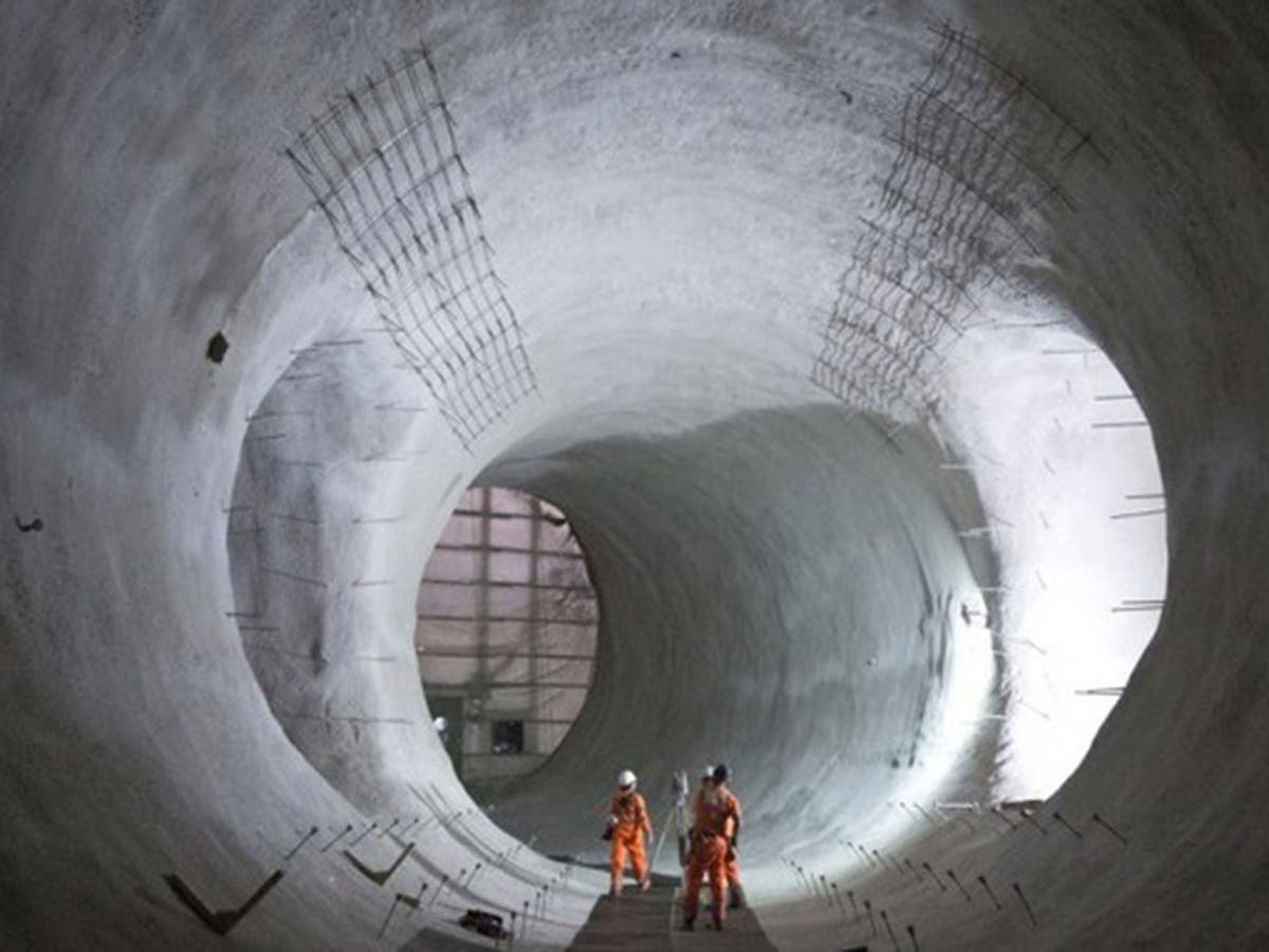 New photos reveal massive scale of Crossrail project under London's ...