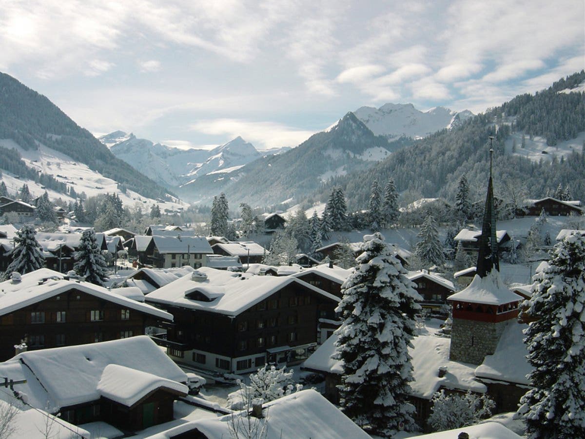 Snow in Gstaad, Switzerland - Find Us Lost