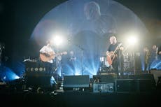 Watch Pink Floyd's Dave Gilmour crash Bombay Bicycle Club gig