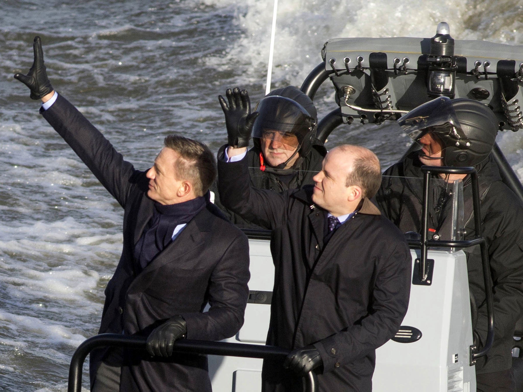 Daniel Craig and Rory Kinnear enjoy a Spectre speed boat ride