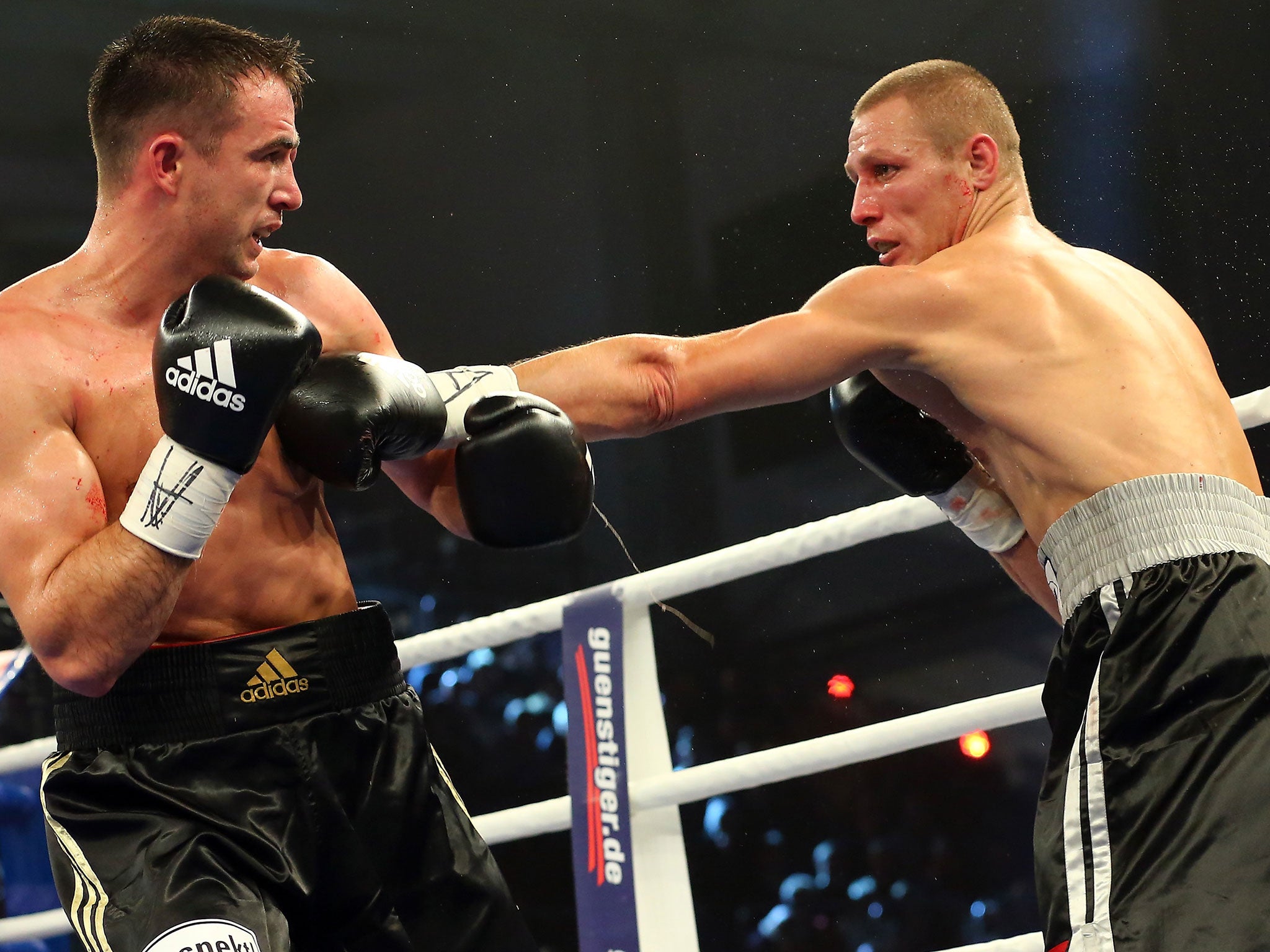 Dmitry Sukhotsky (R) faces Adonis Stevenson this weekend