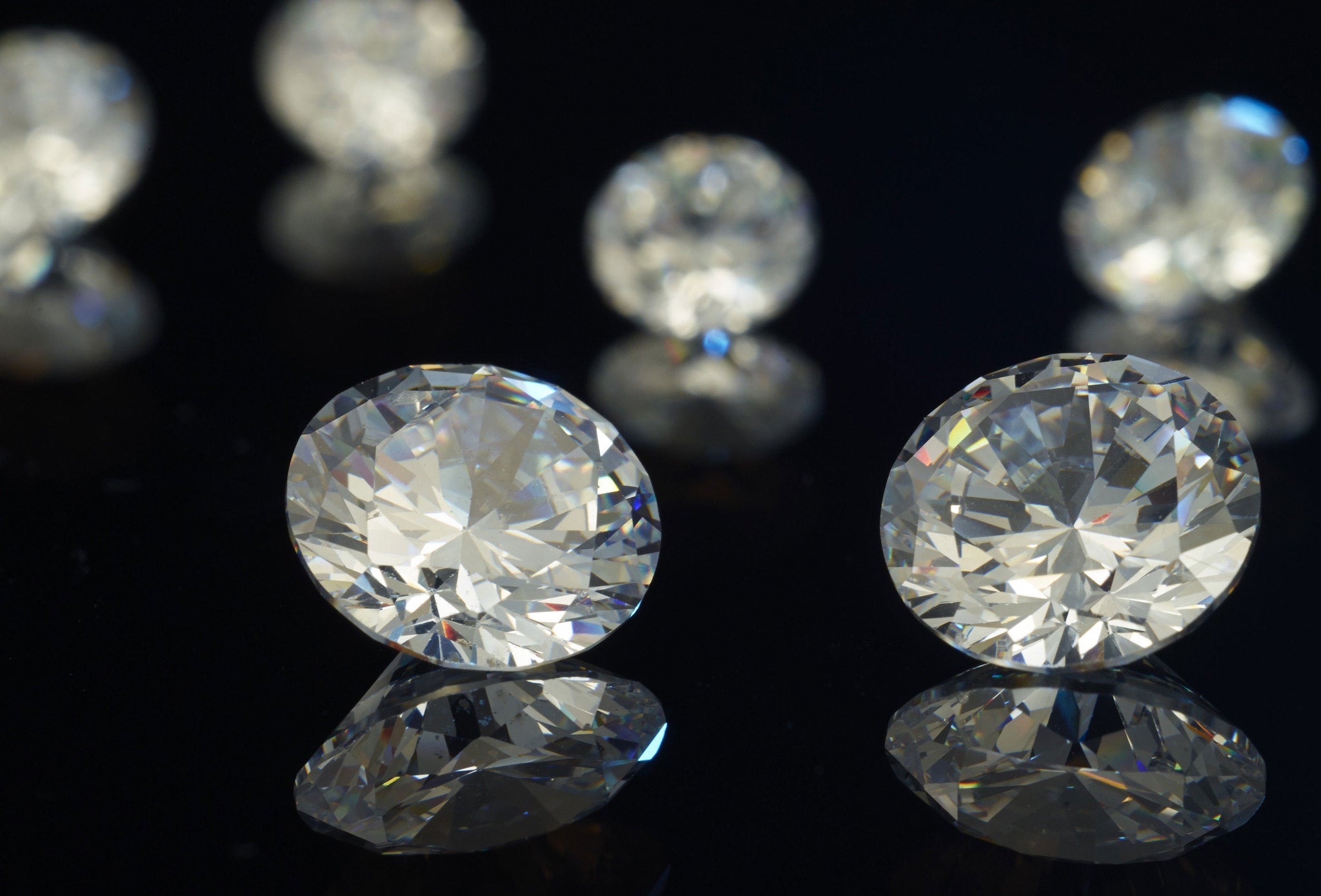 Demand for jewellery and diamonds is strong, reports a high-end London auction source