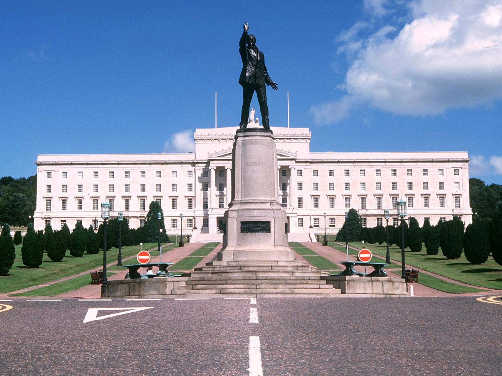 The power-sharing administration at Stormont faces £200m cuts to its budget unless measures imposed by Westminster to reduce the benefits bill are introduced in Northern Ireland